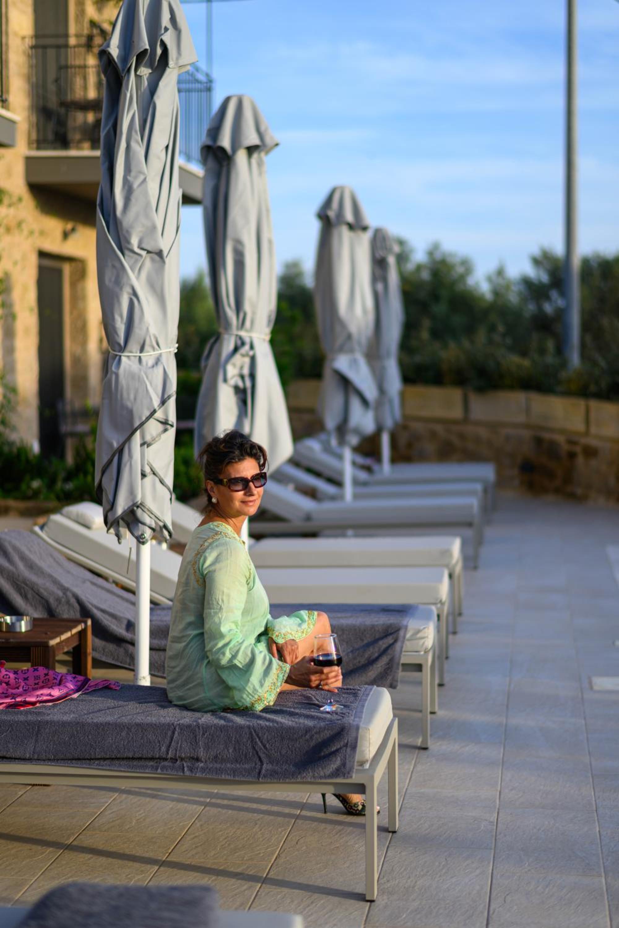 Junior Suite with Pool View photo 2