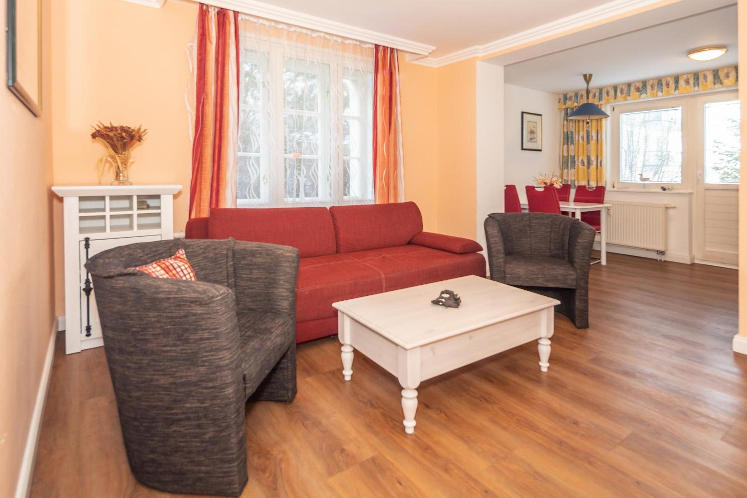 Apartment with Lake View photo 3