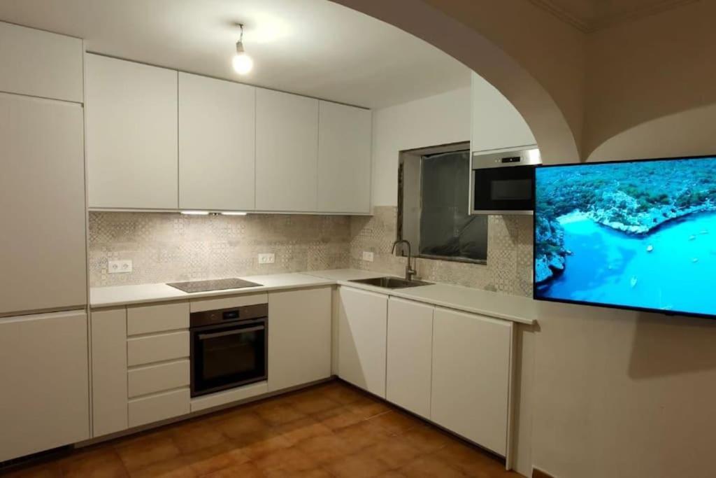 Three-Bedroom House photo 2