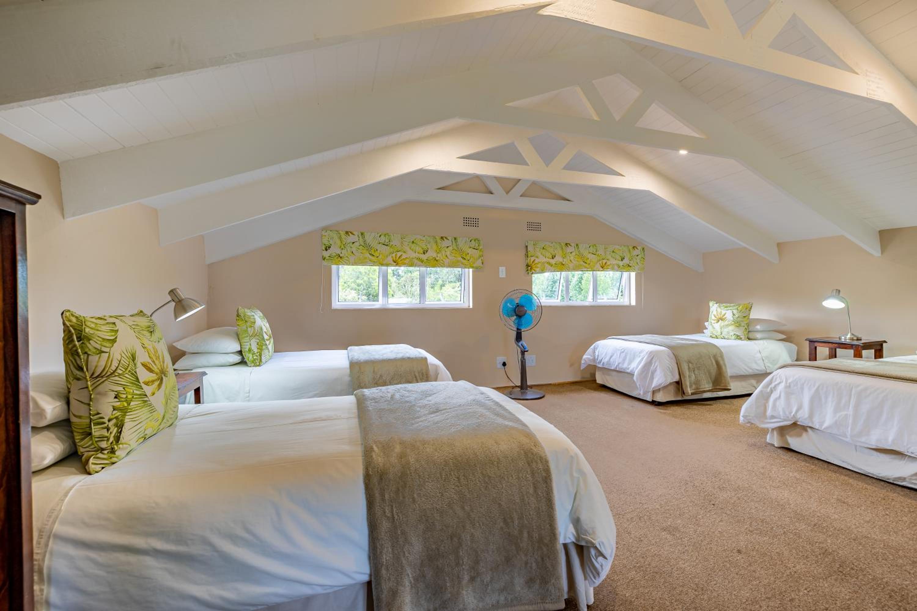 Six-Sleeper Family Unit - Photo 17