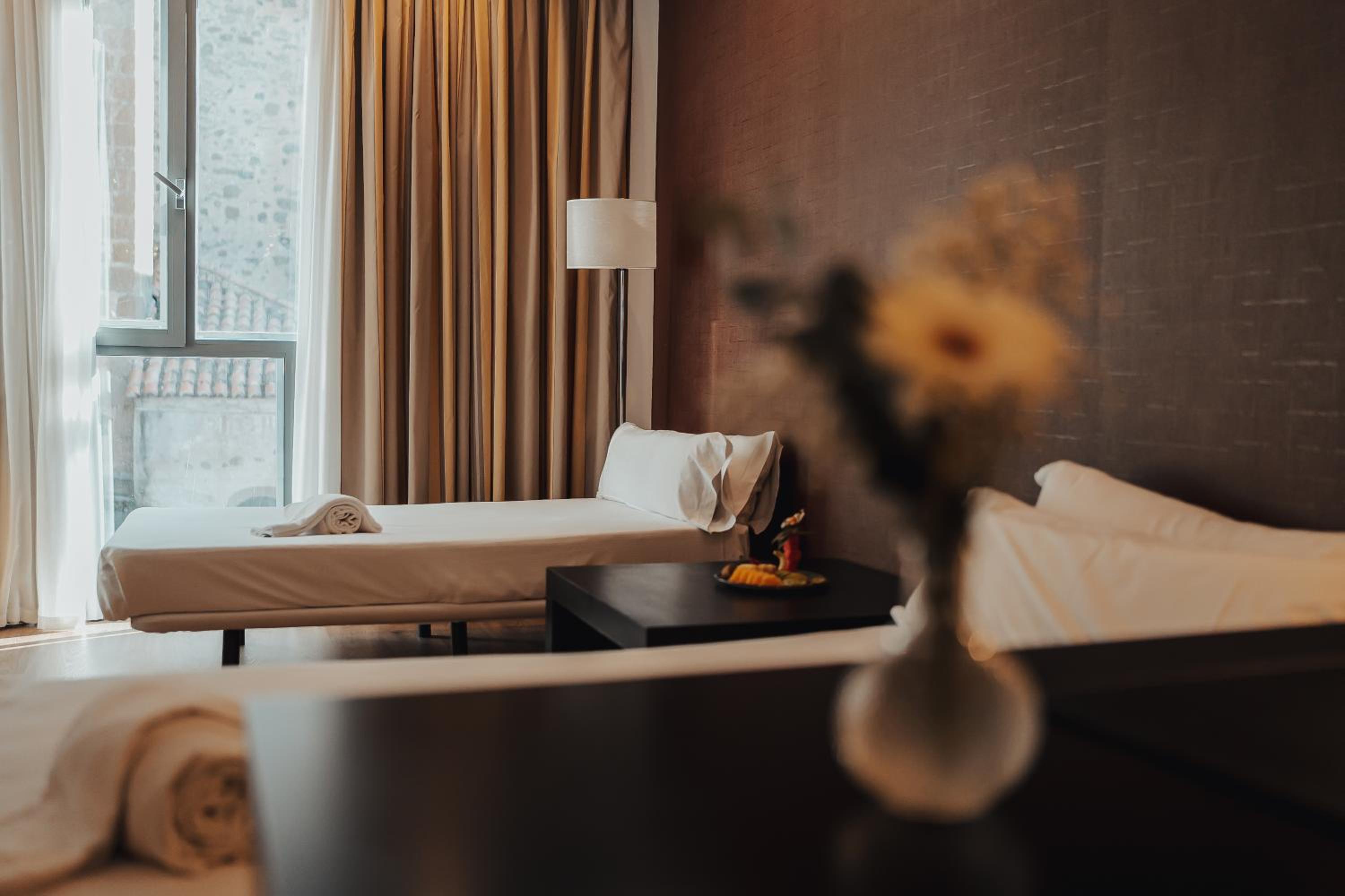 Double or Twin Room with Extra Bed (2 Adults + 1 Child) photo 3