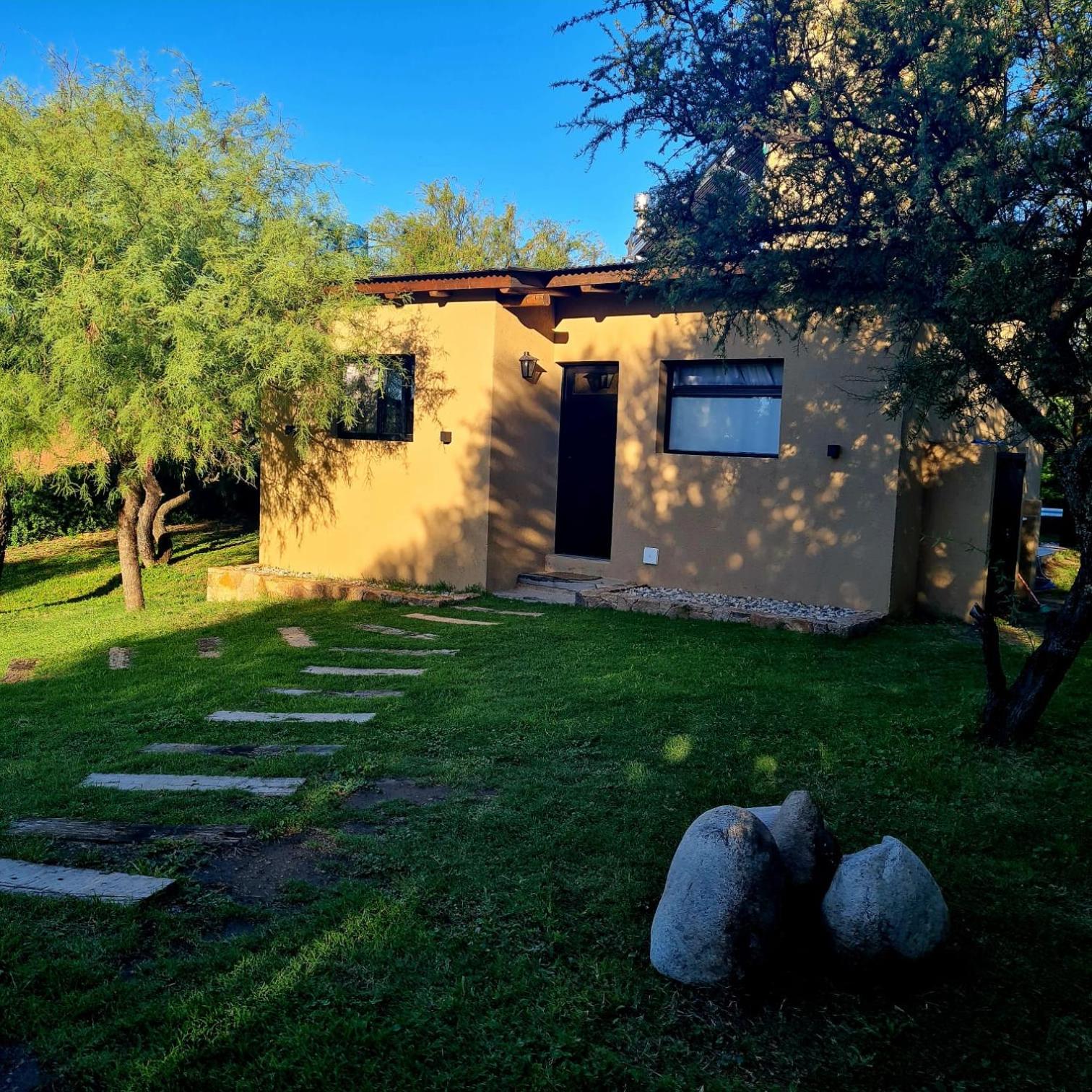 One-Bedroom House photo 3