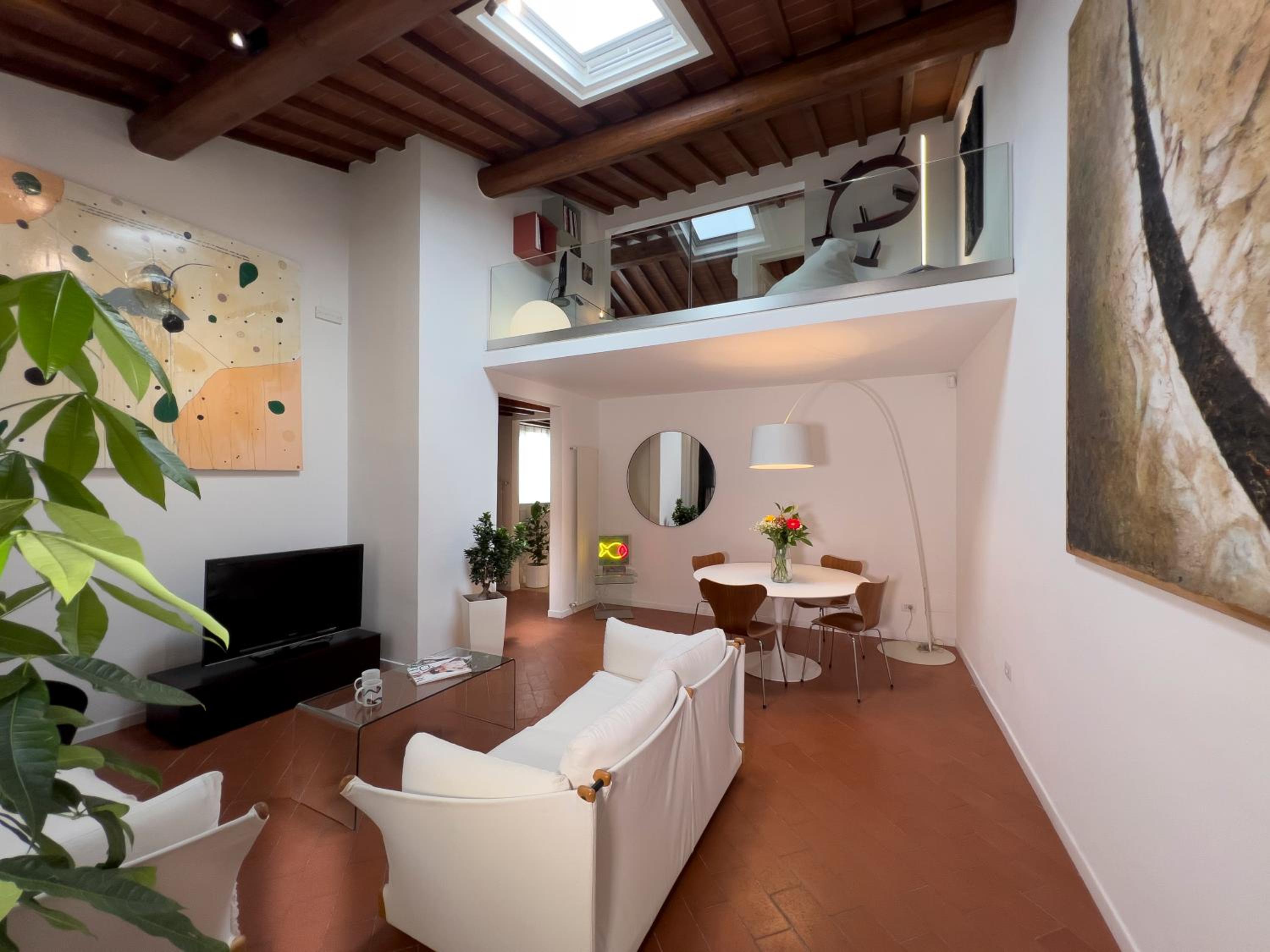 Penthouse Apartment photo 2