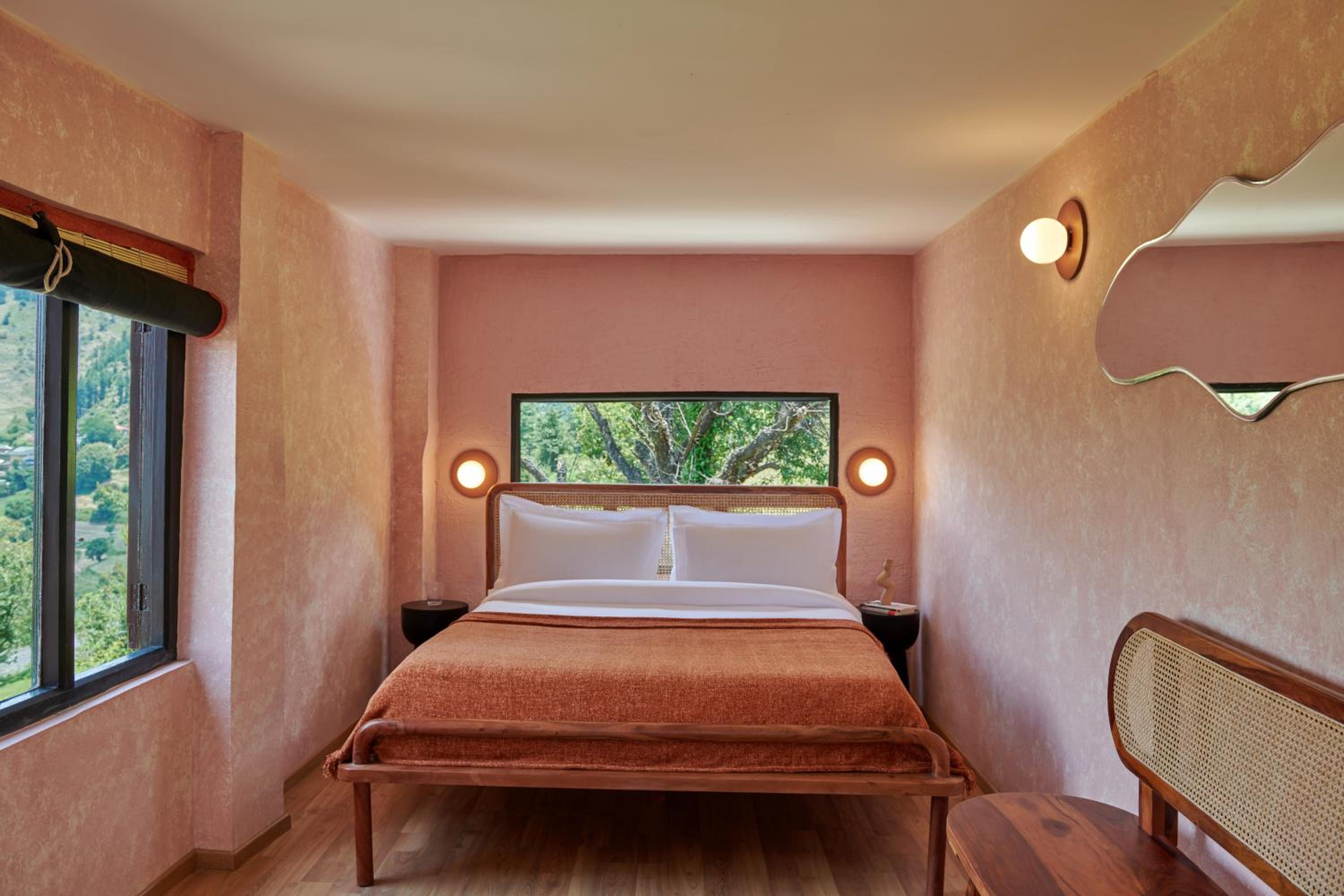 Queen Room With Balcony