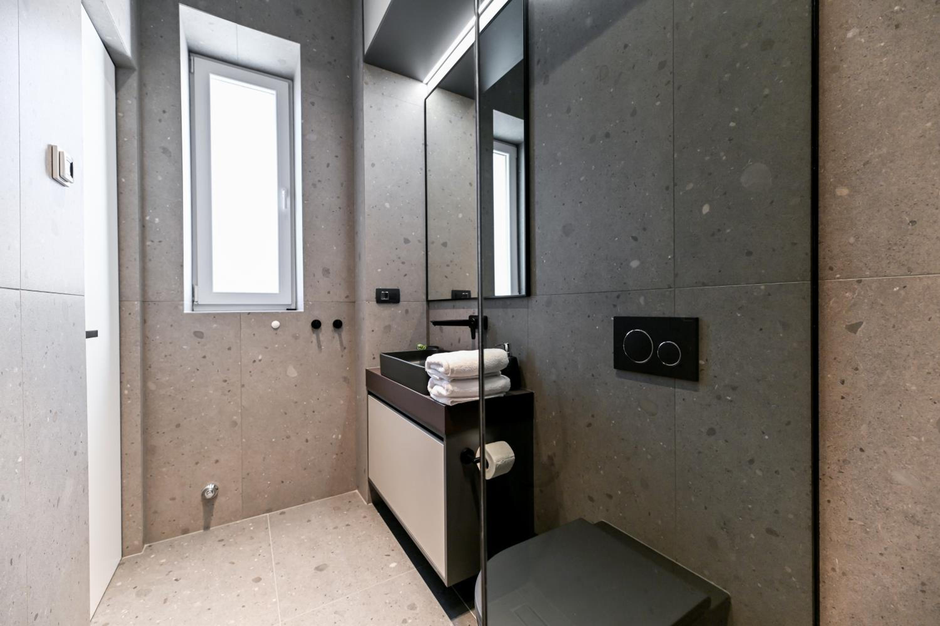 Deluxe Studio - Photo 17