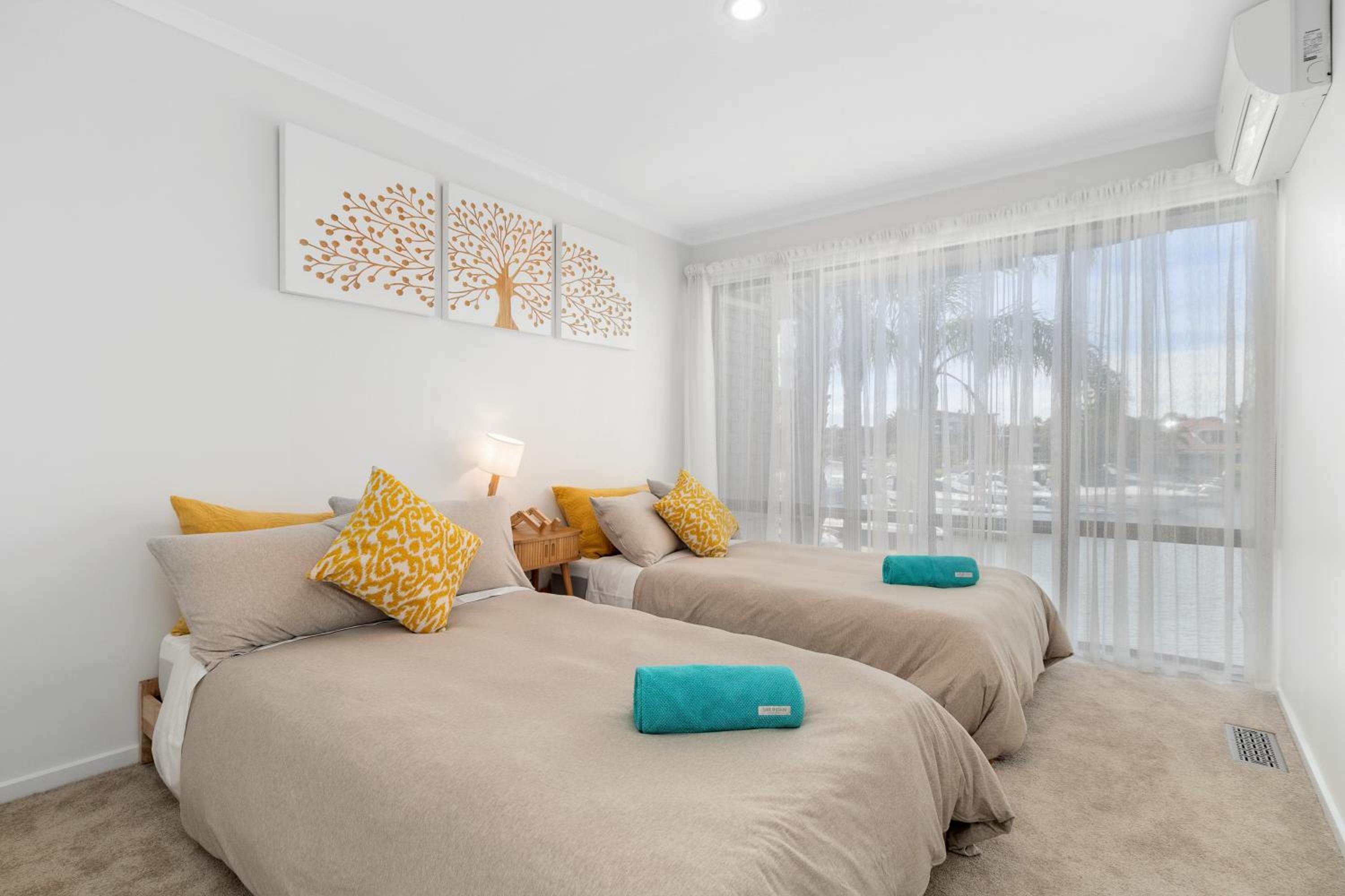 Three-Bedroom House photo 1