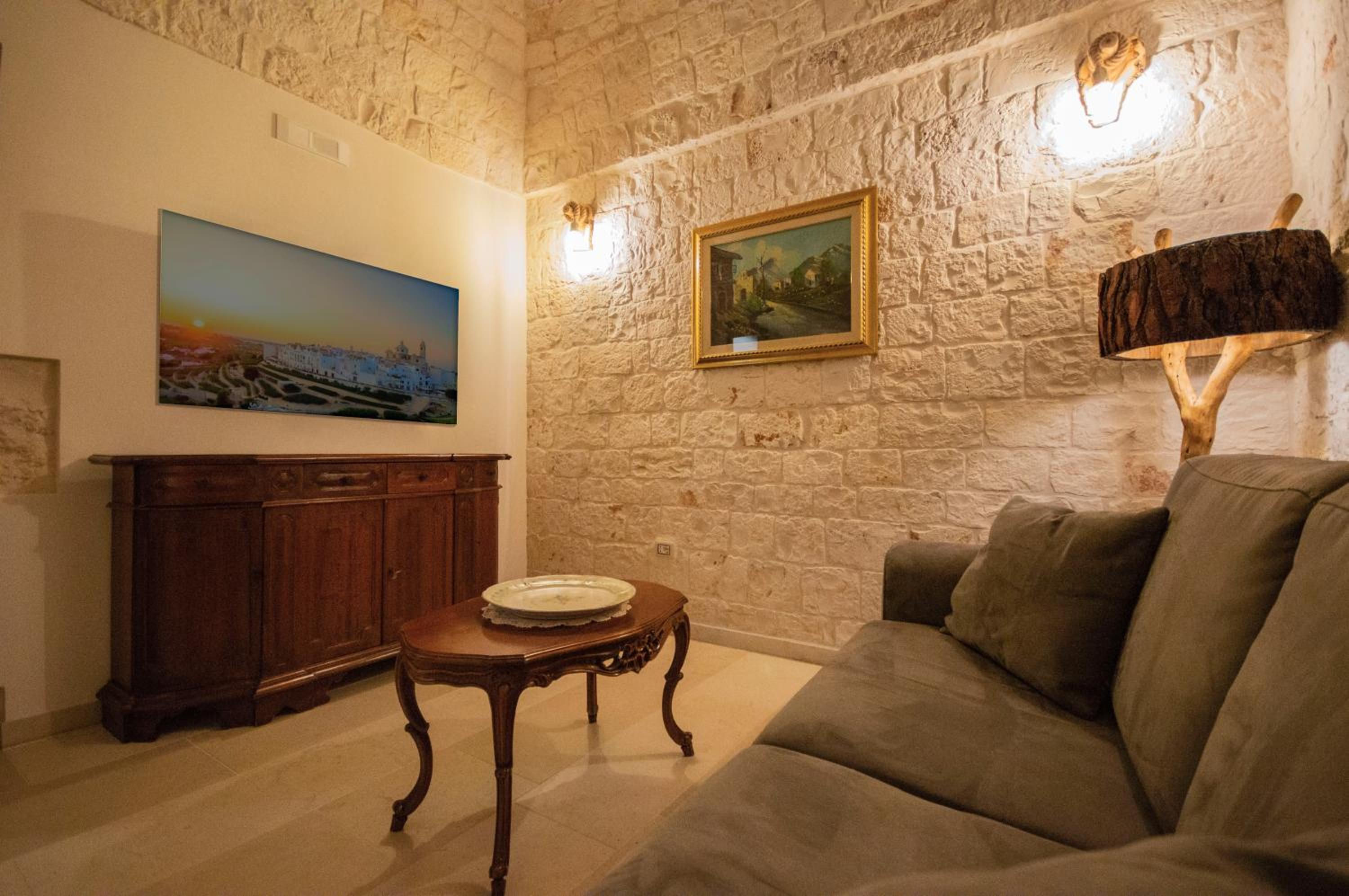 One-Bedroom House photo 2
