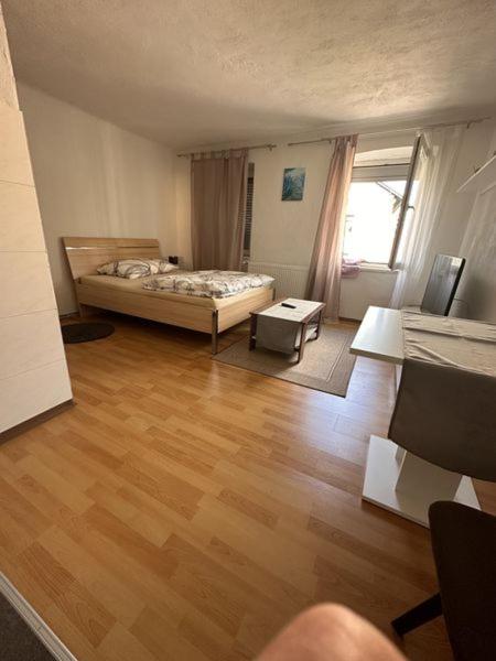 Single Room with Bathroom photo 1