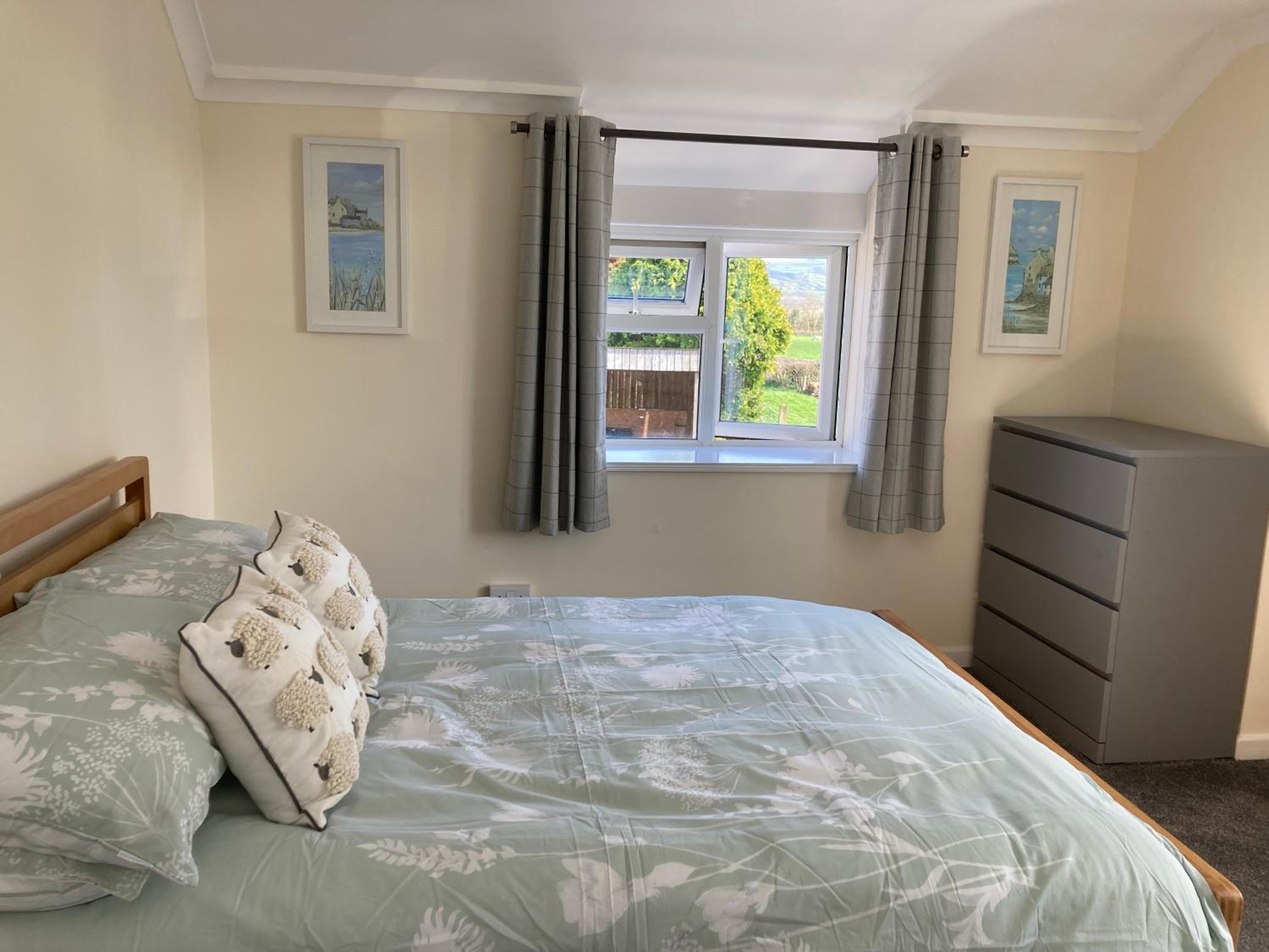 Two-Bedroom House photo 1