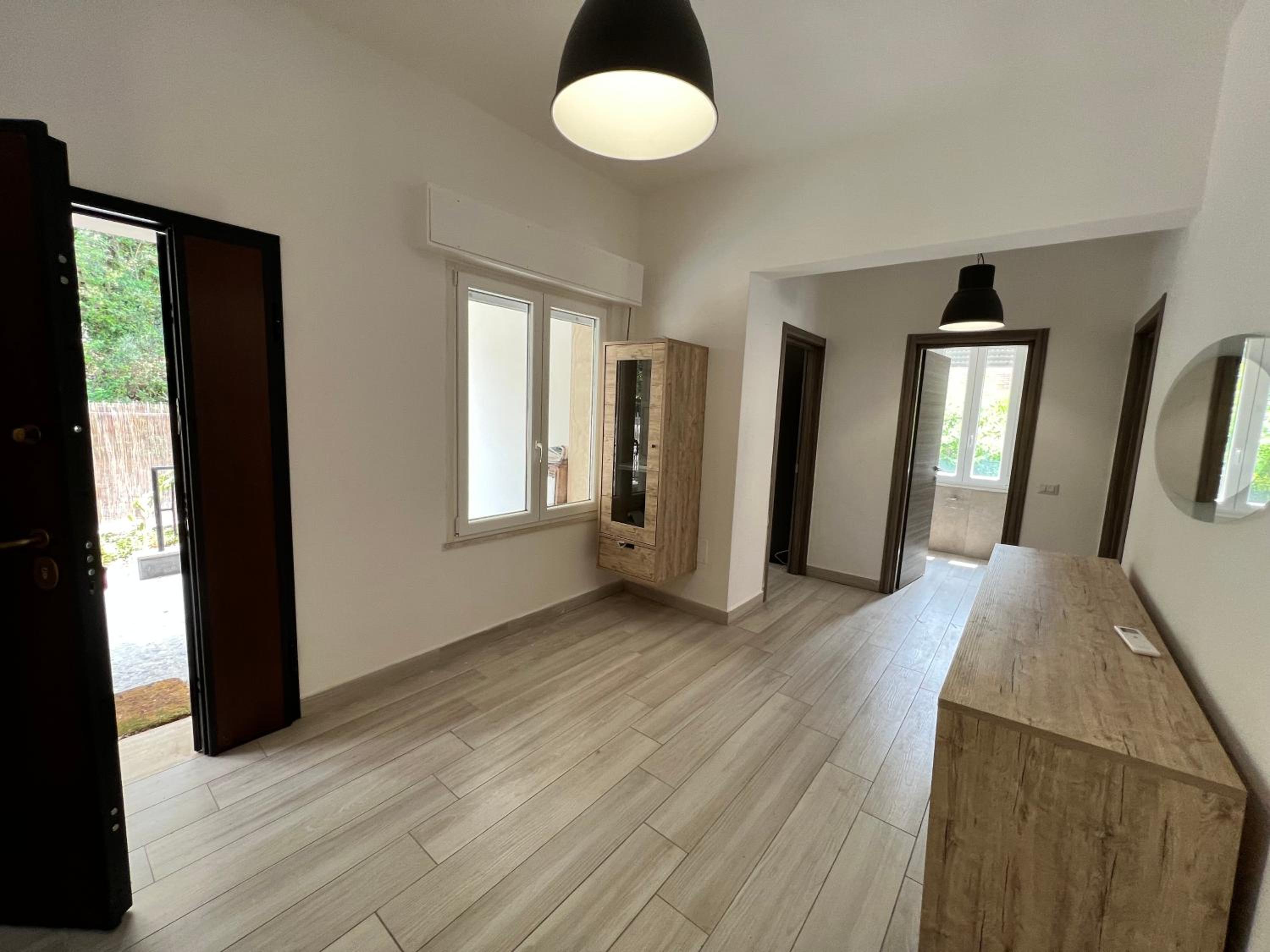 Four-Bedroom House photo 2