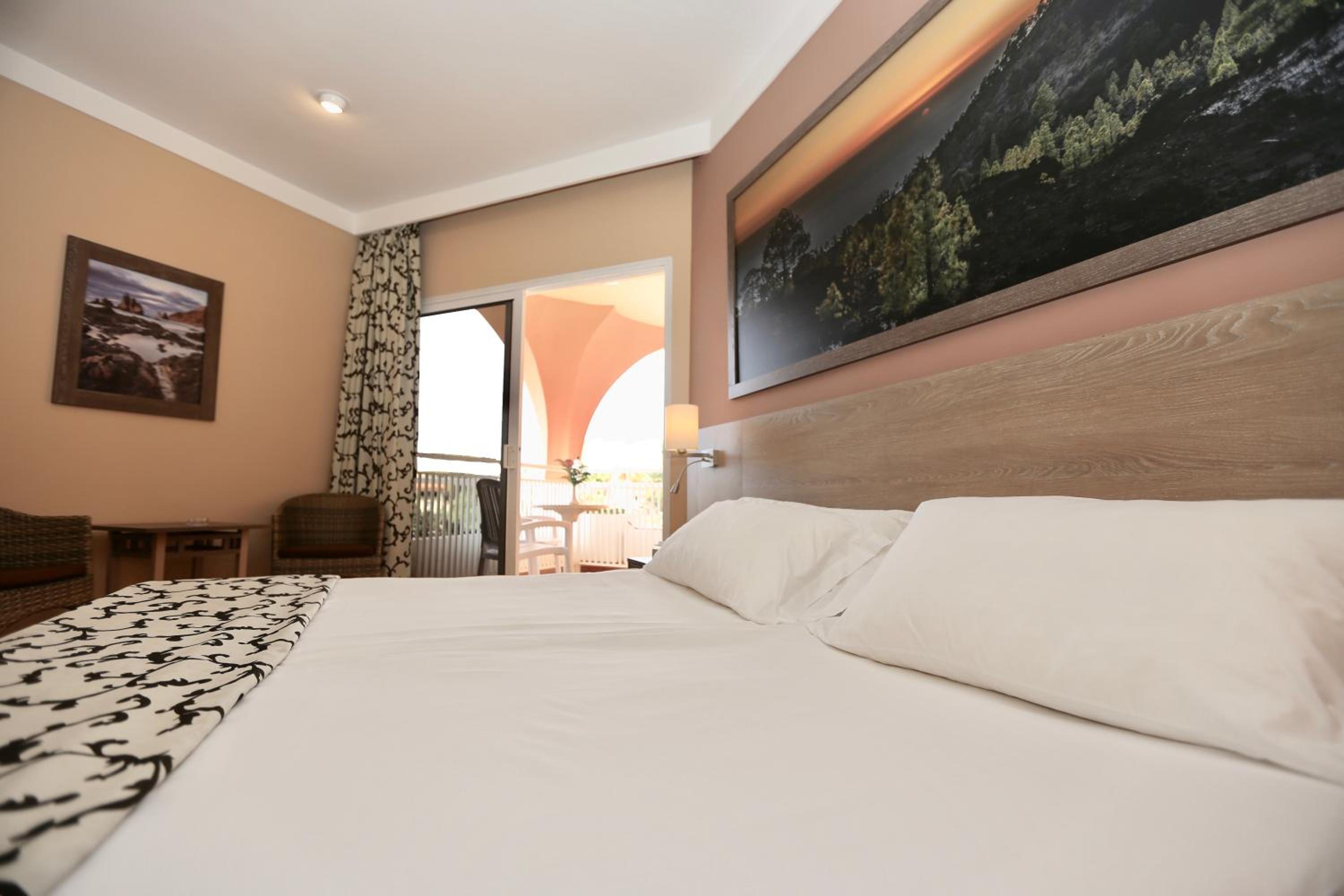 Economy Double Room - Photo 1