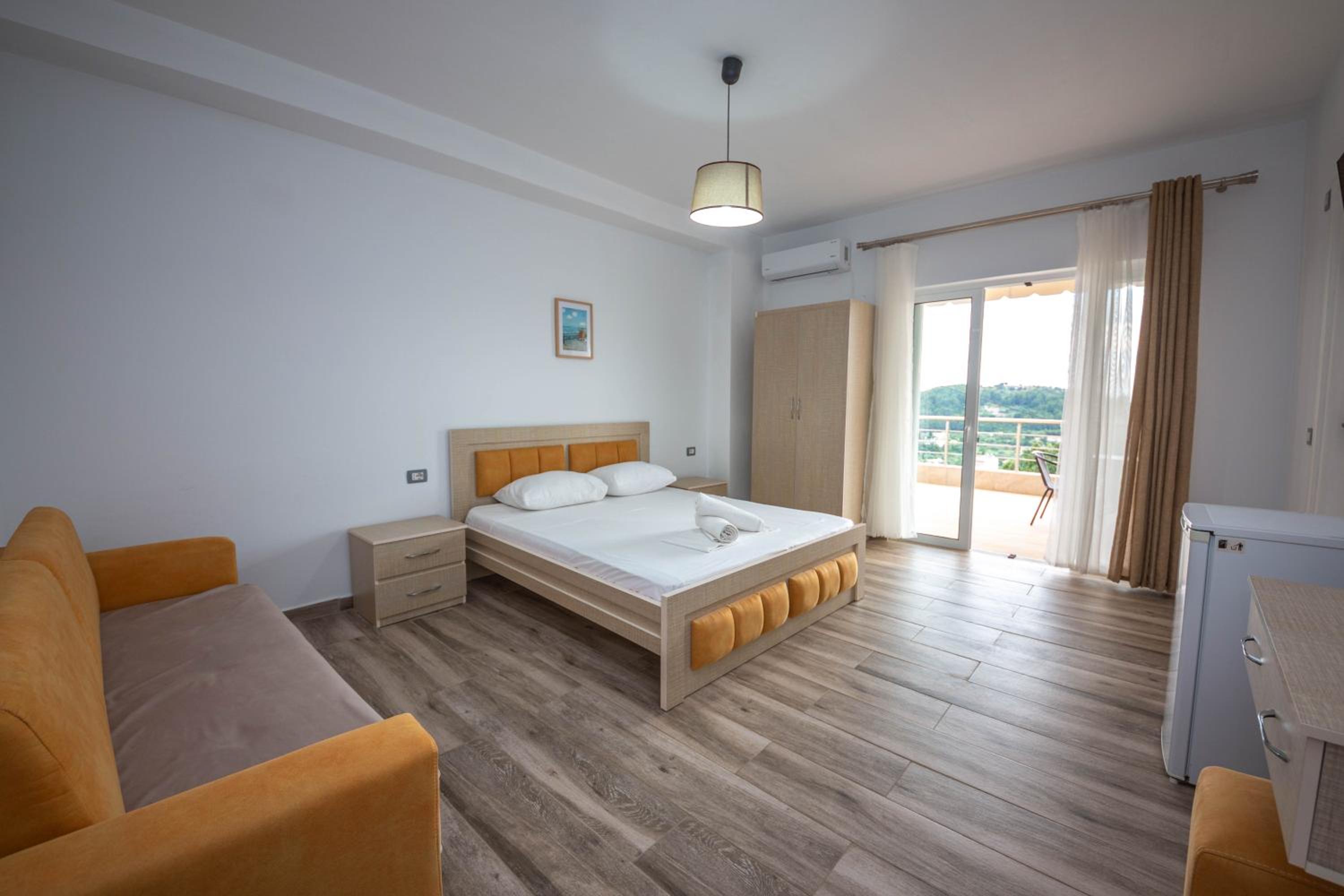 Family Triple Room with Balcony and Sea View