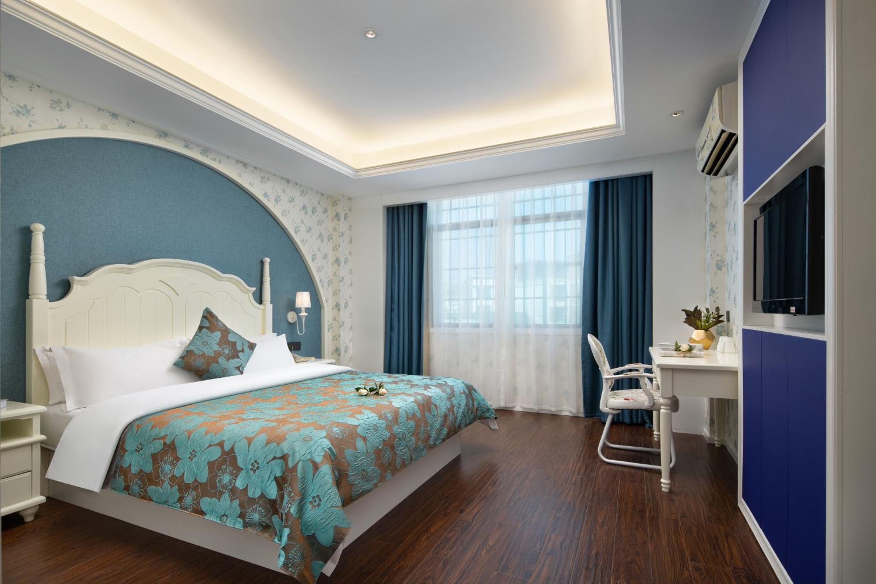 Double Room With Theme photo 3