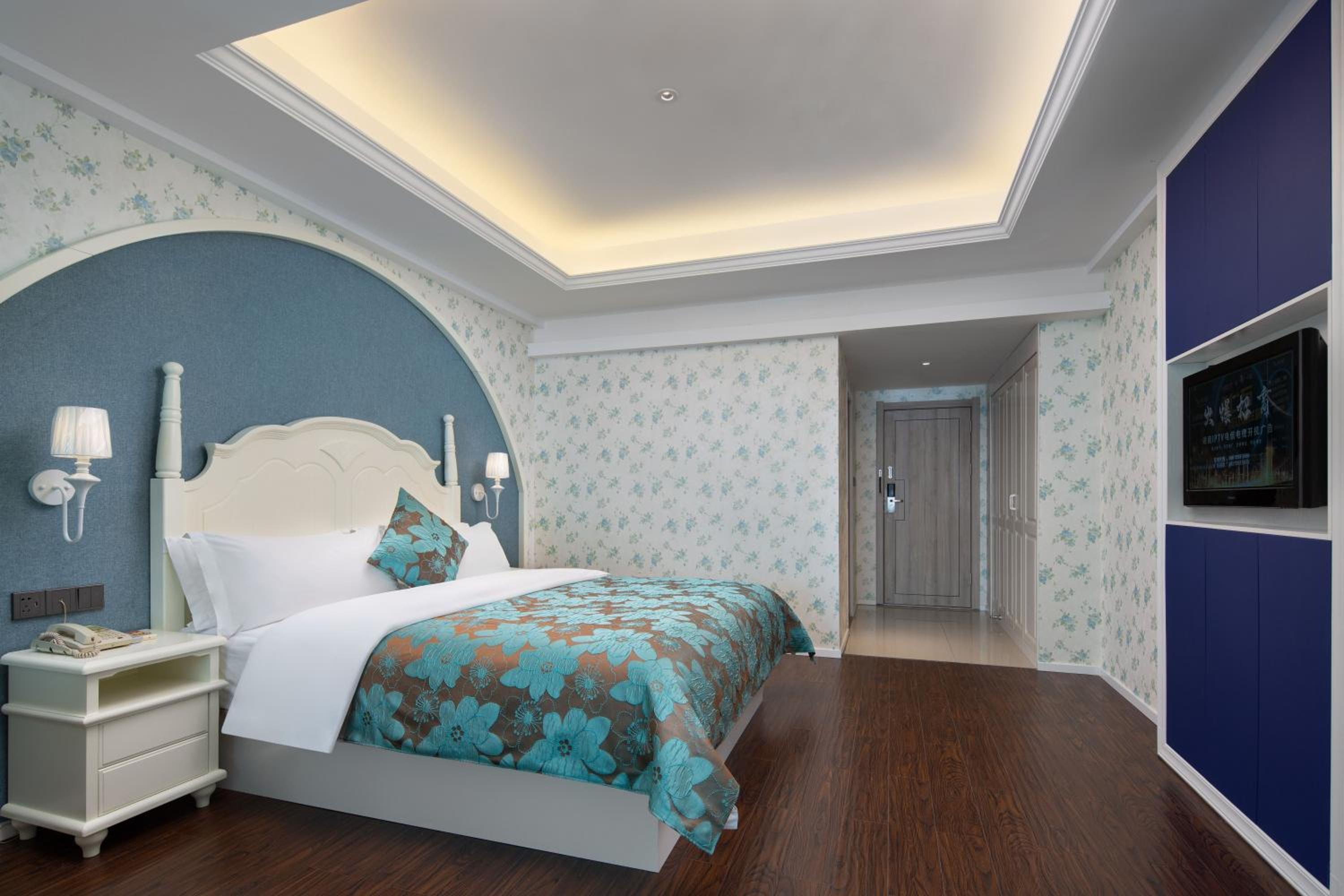 Double Room With Theme