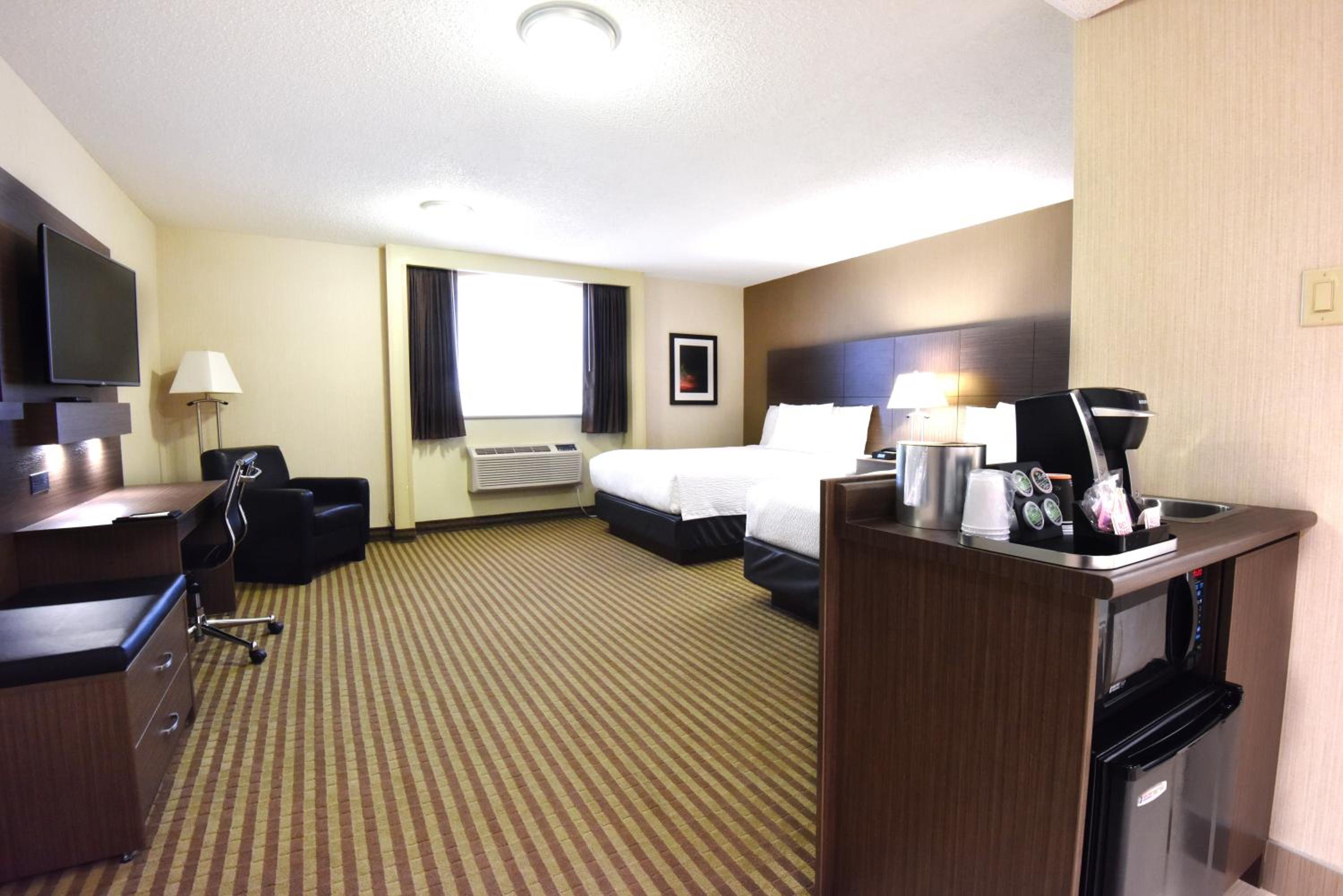 Deluxe Queen Room - Photo 4