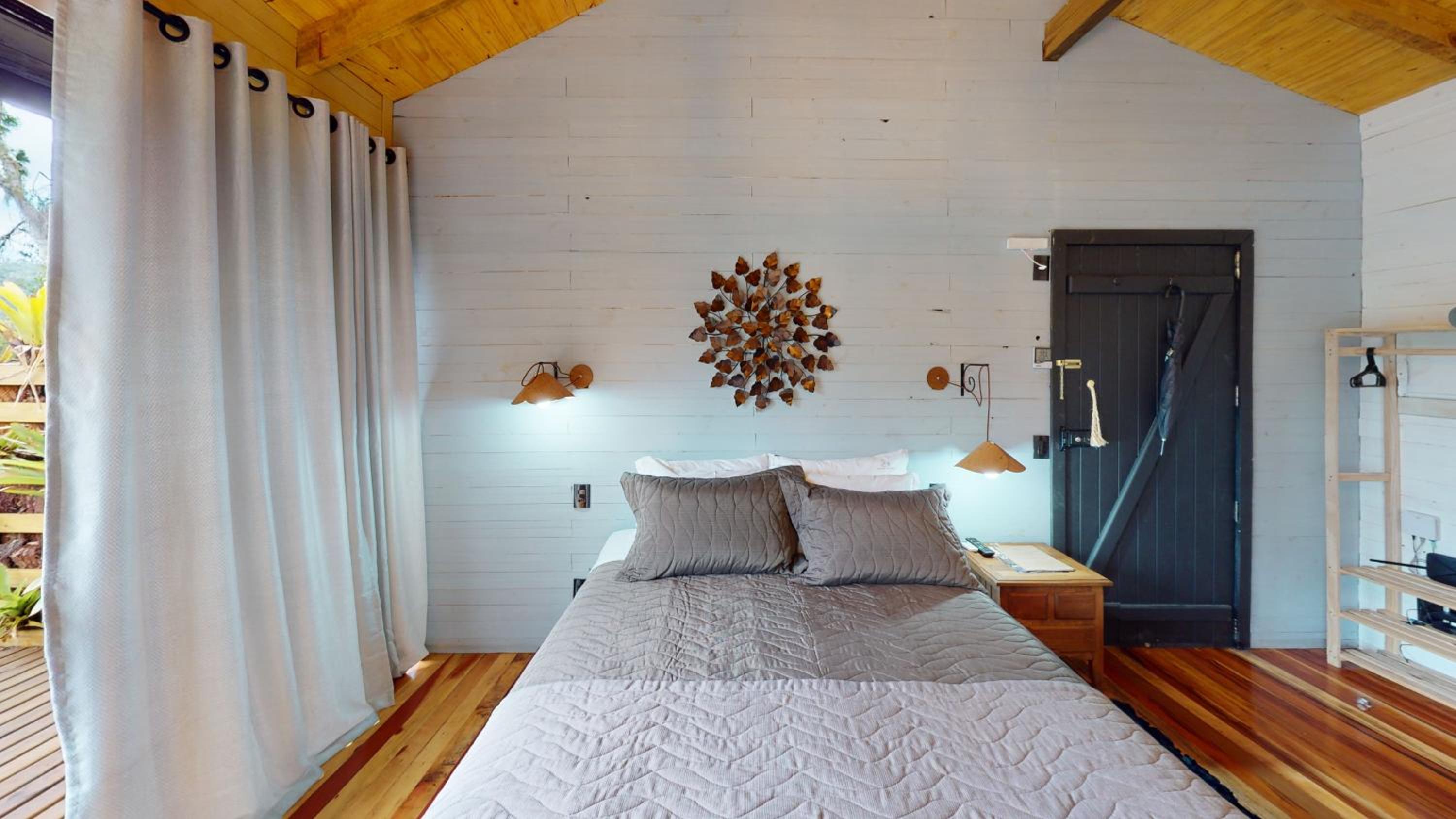 Superior Chalet - Photo 2