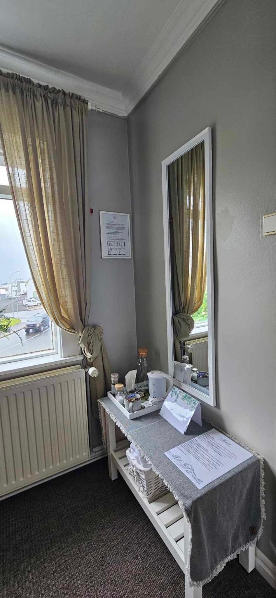 Single Room photo 3
