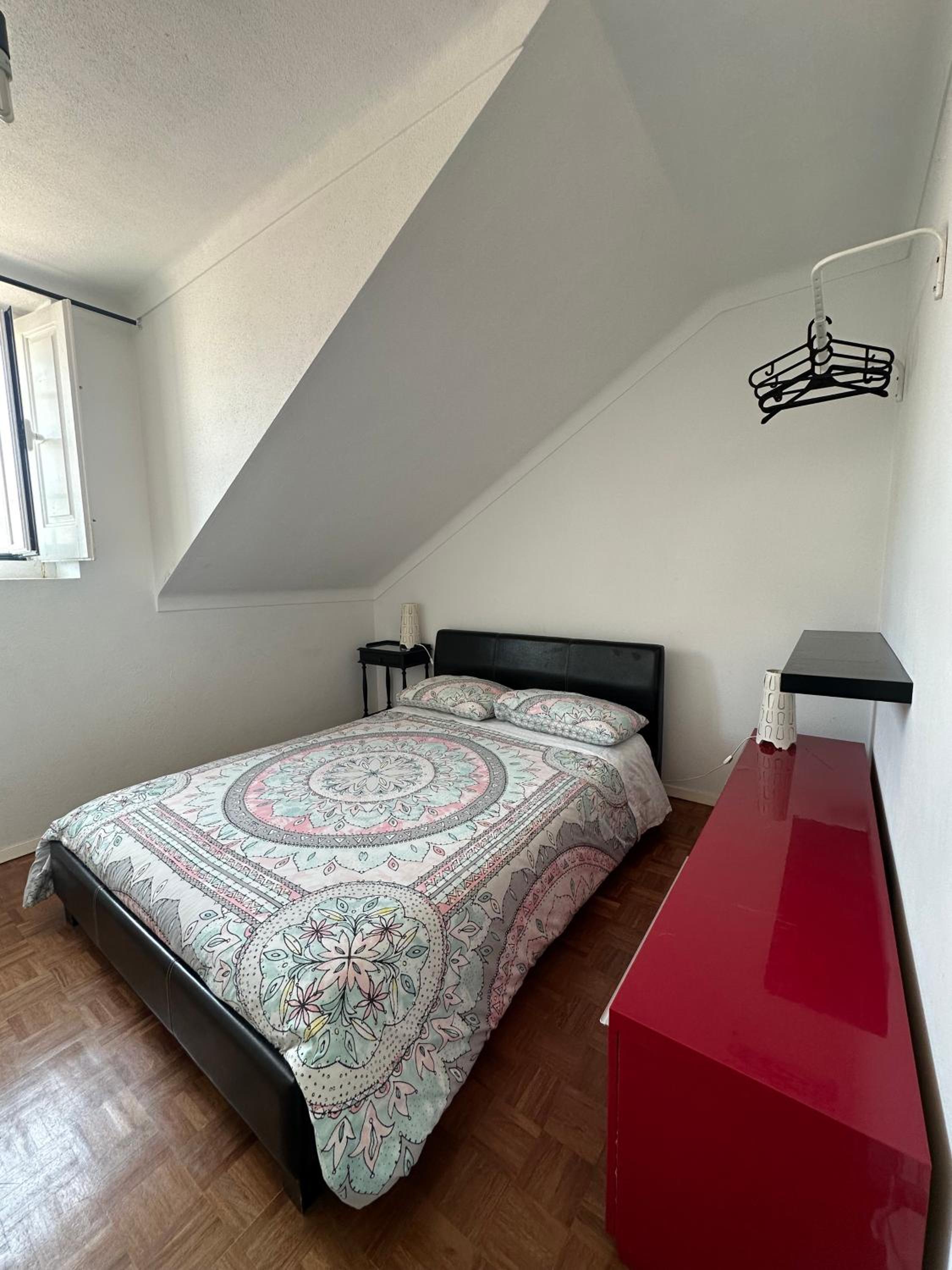 Double Room - Photo 6