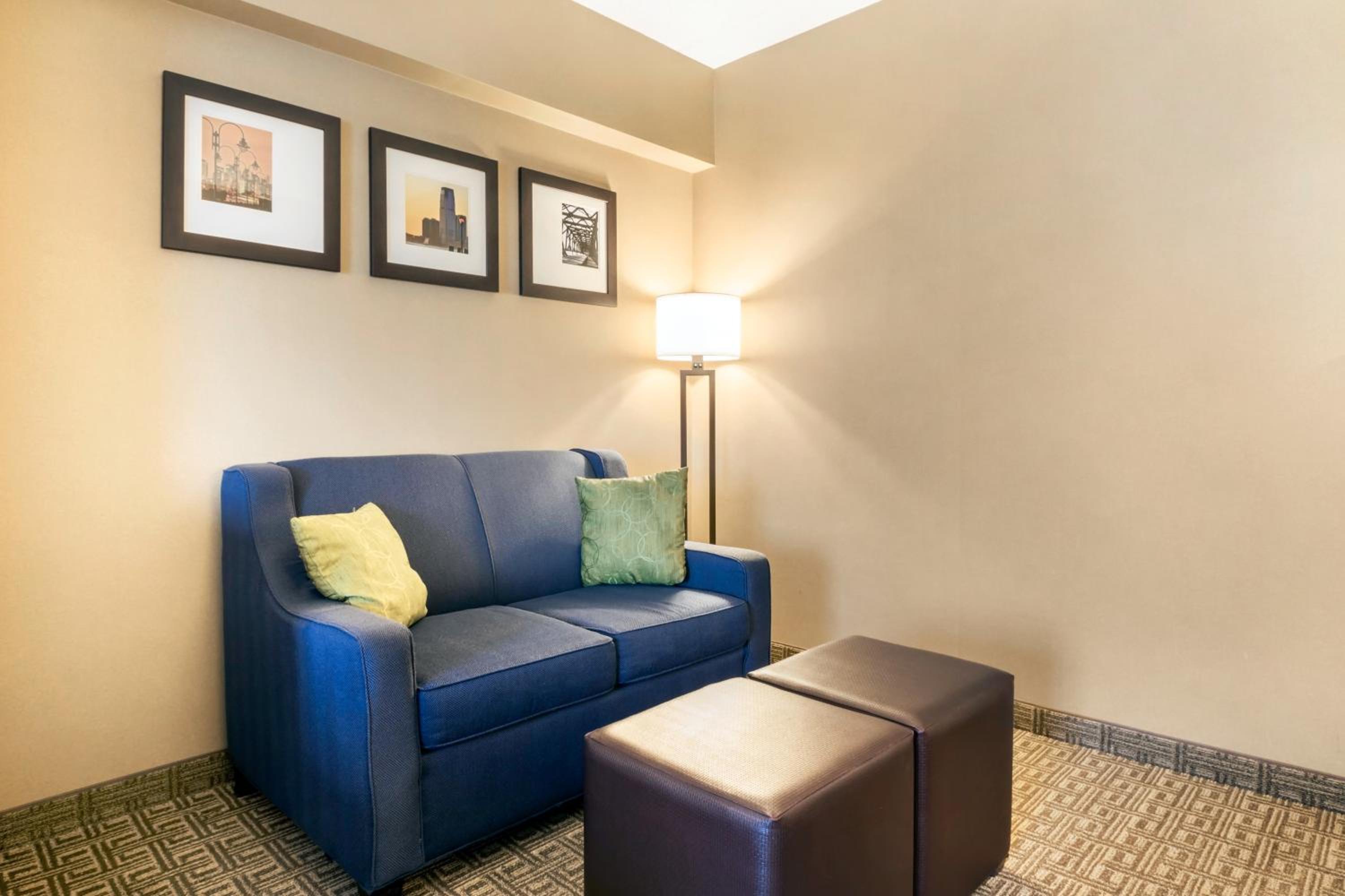 Double Suite - Non-Smoking - Photo 4
