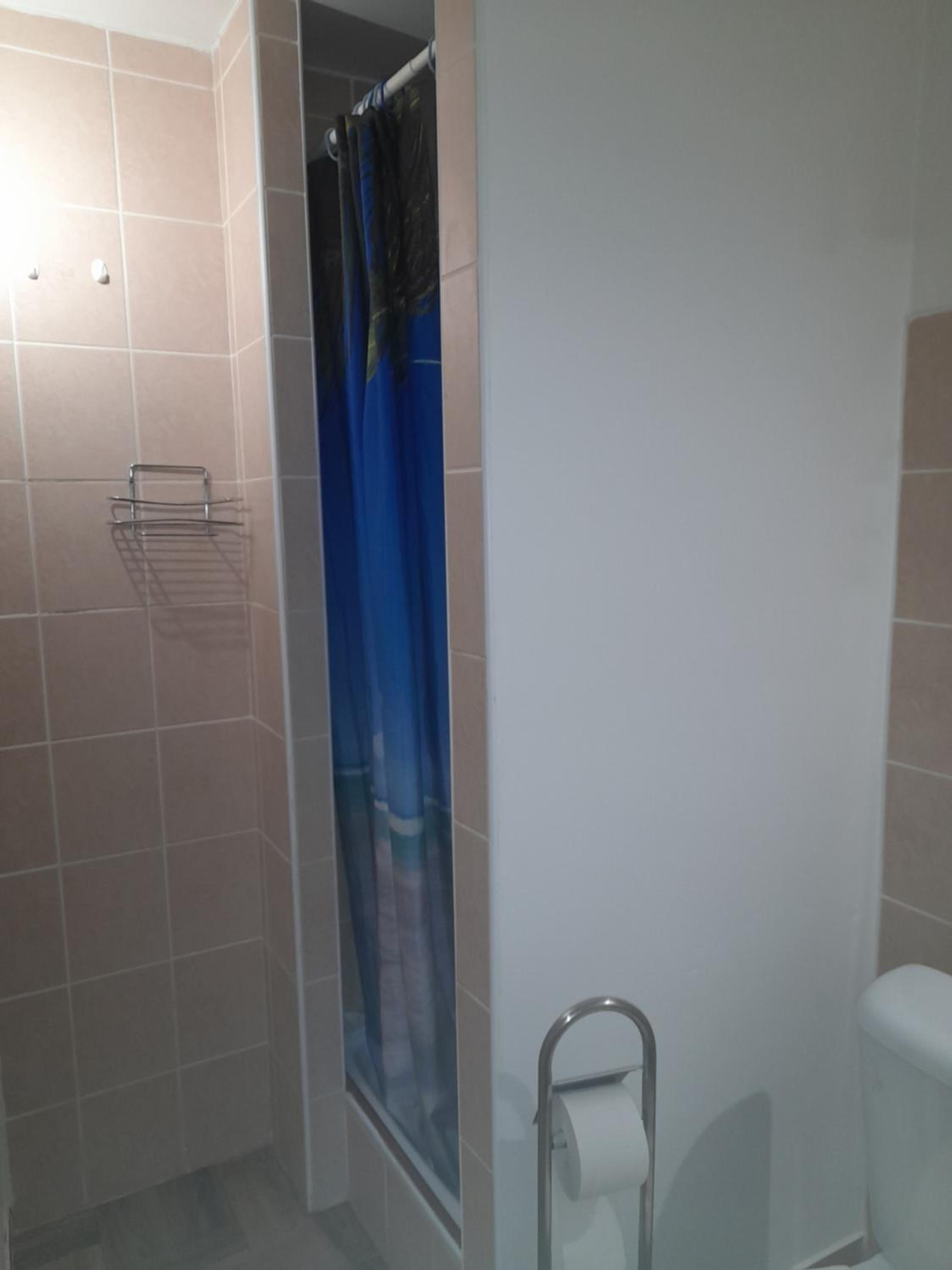 Twin Room With Bathroom photo 3