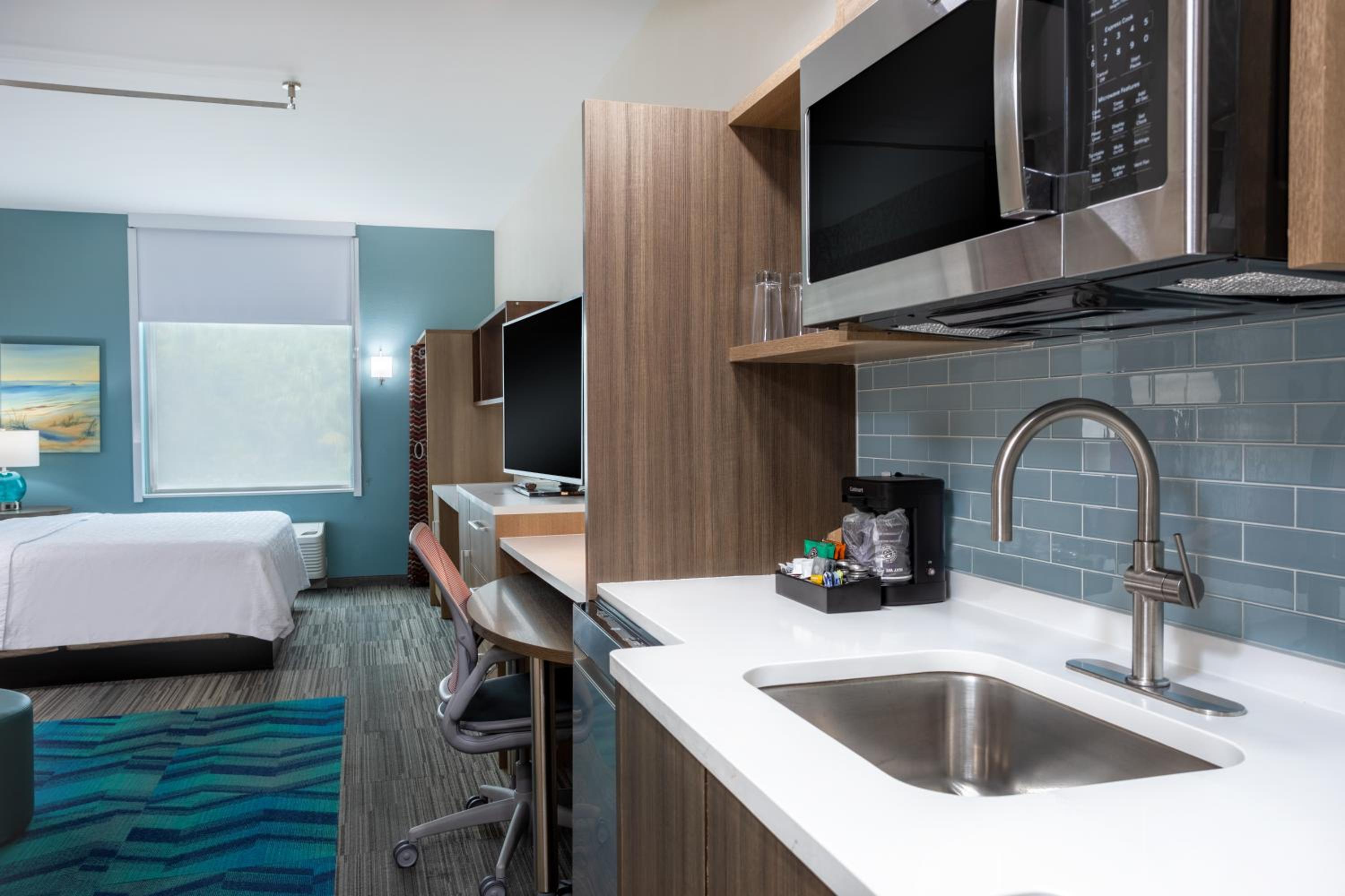 King Studio Suite - Photo 3