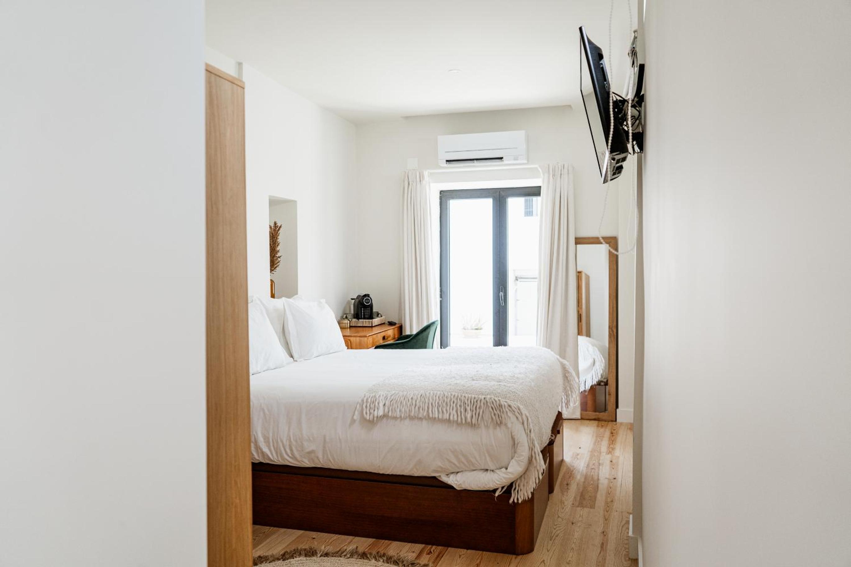 Double Room with Pool View