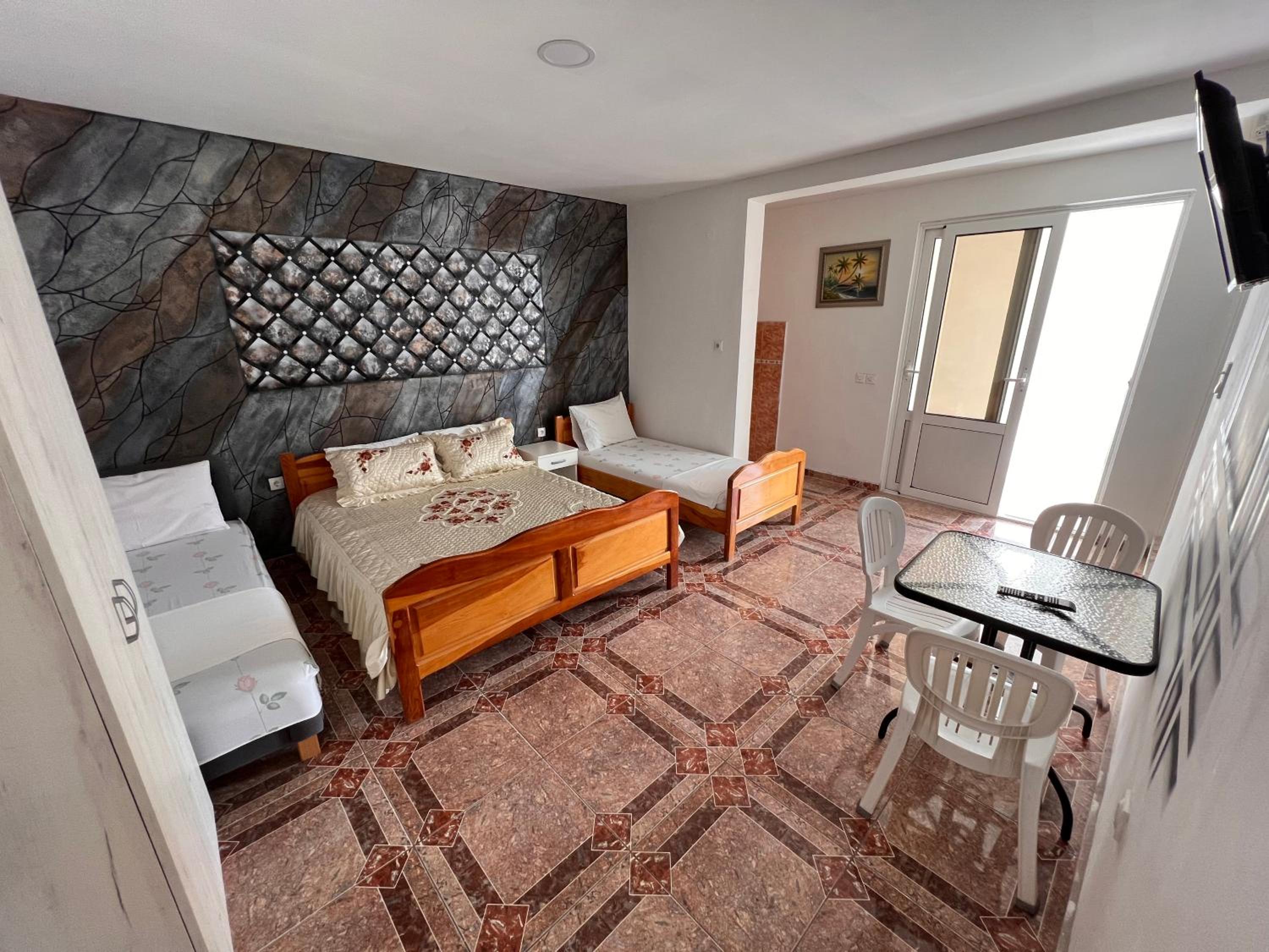 Standard Quadruple Room