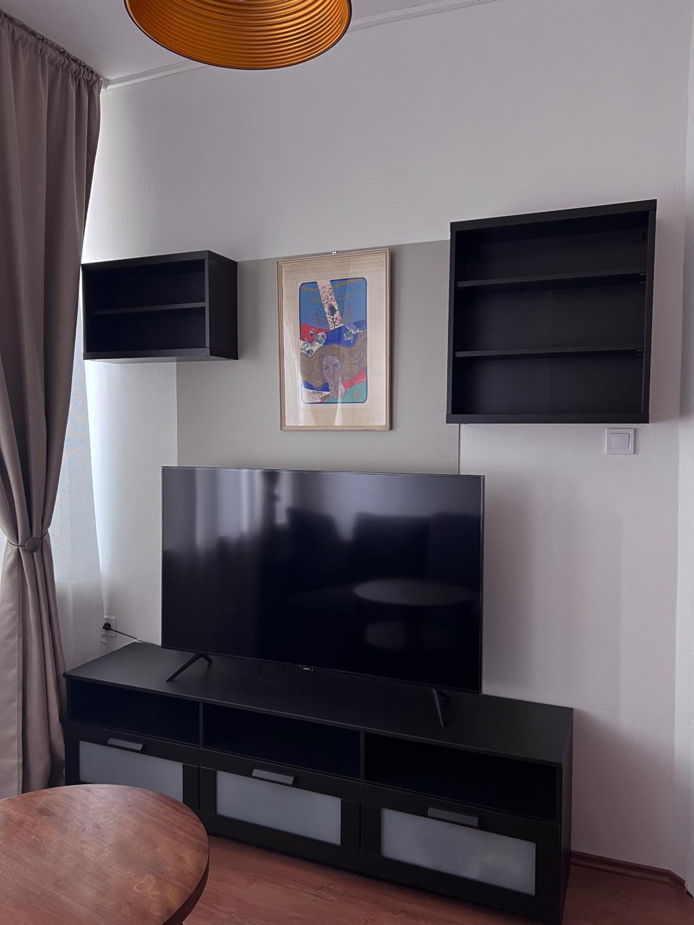 Apartment with Air Conditioning - Photo 10