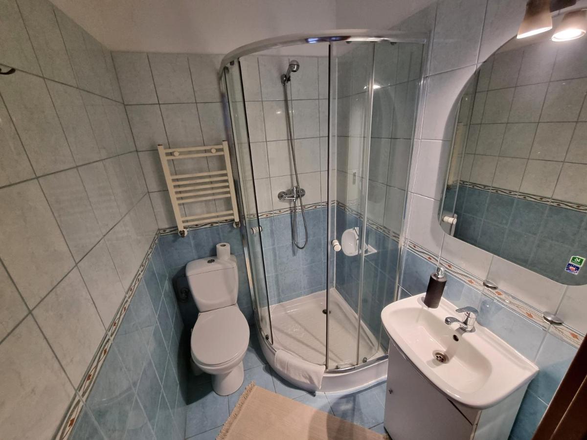Double Room - Photo 2