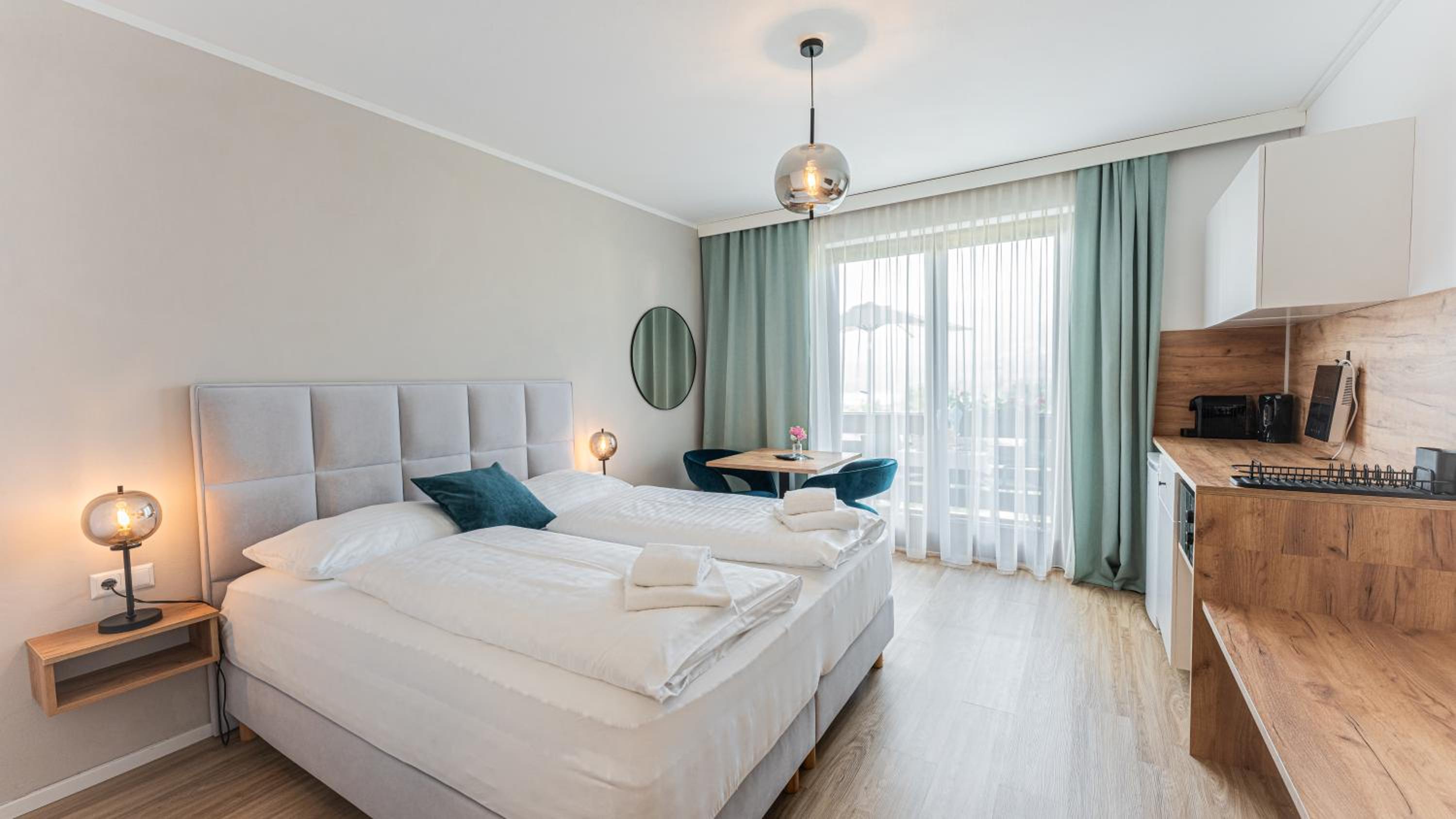Studio Apartment photo 1