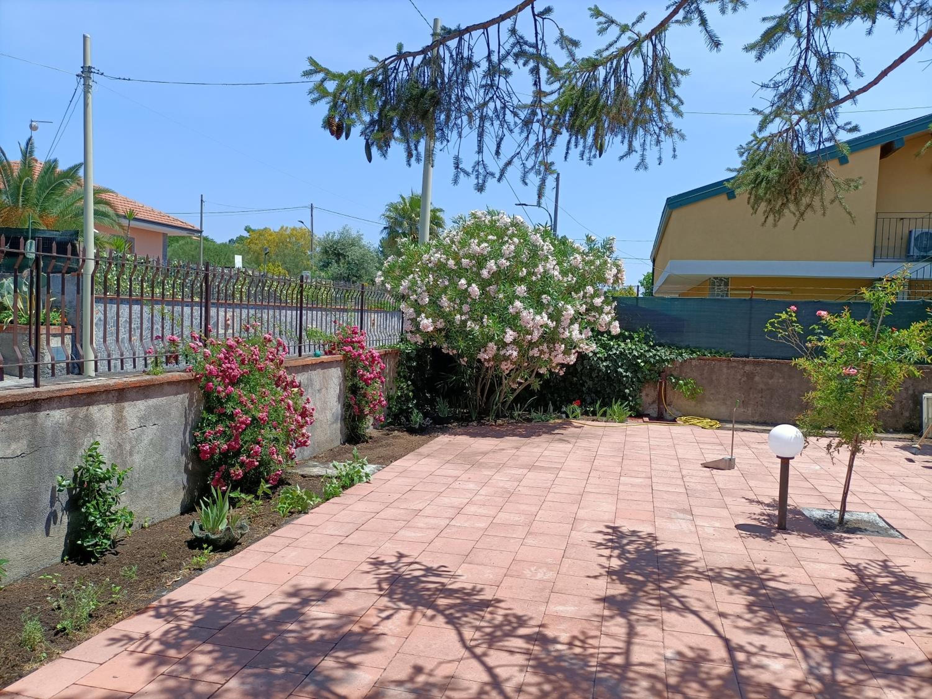 Four-Bedroom House - Photo 22