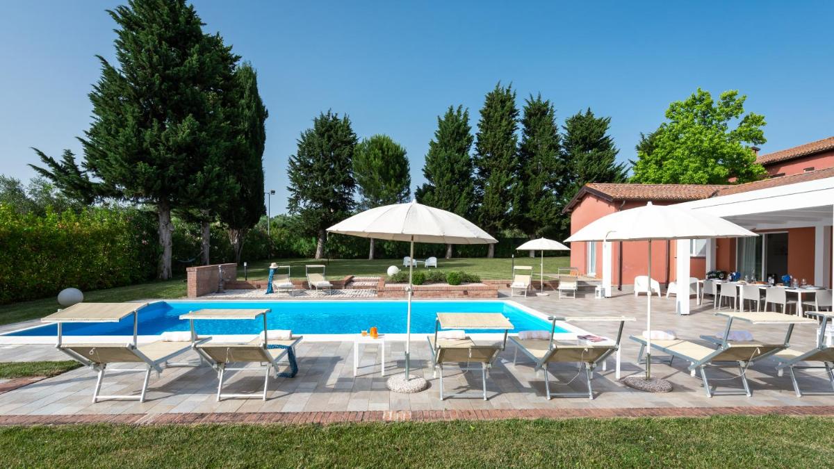 Five-Bedroom Villa