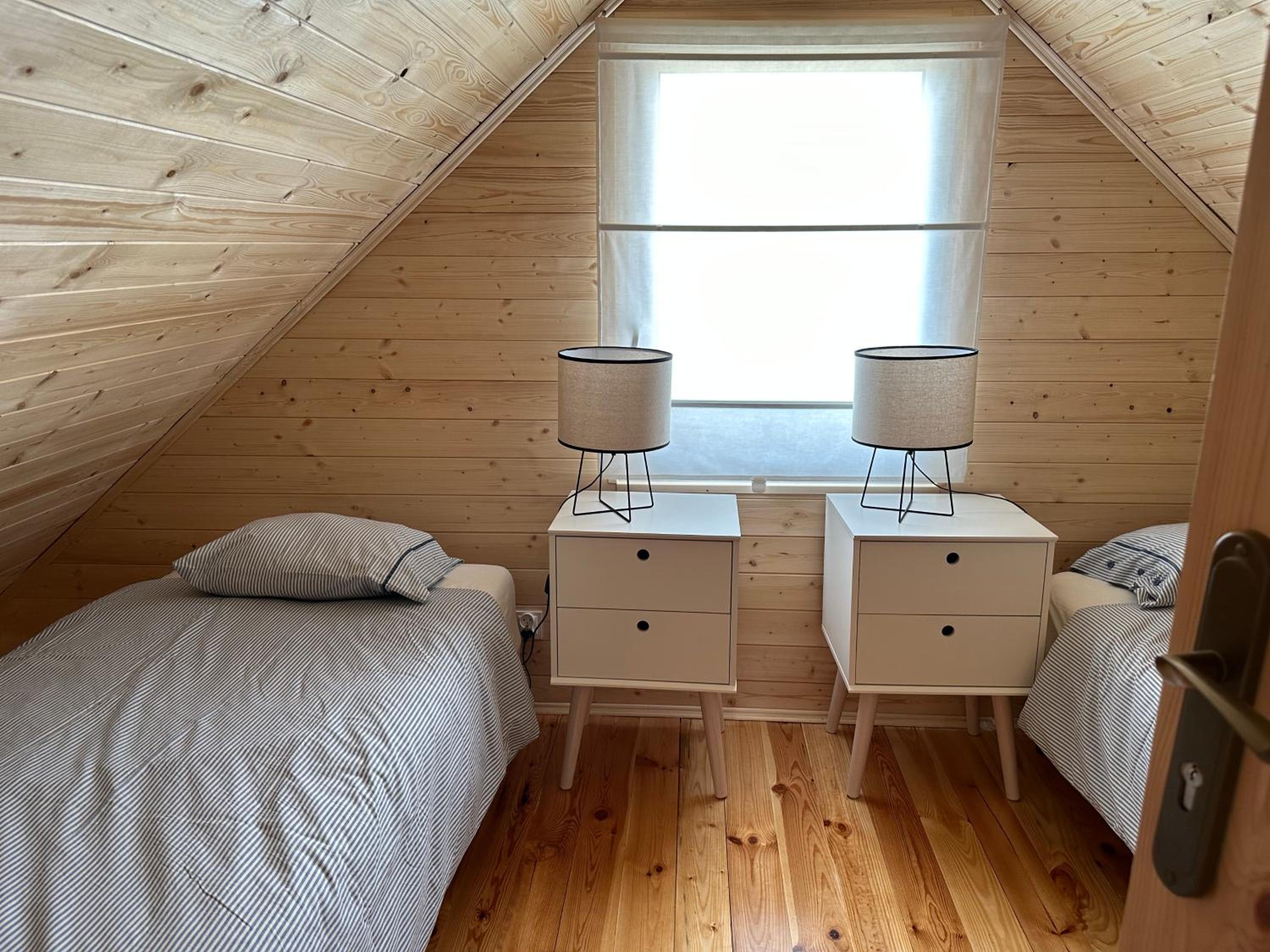Two-Bedroom House - Photo 20