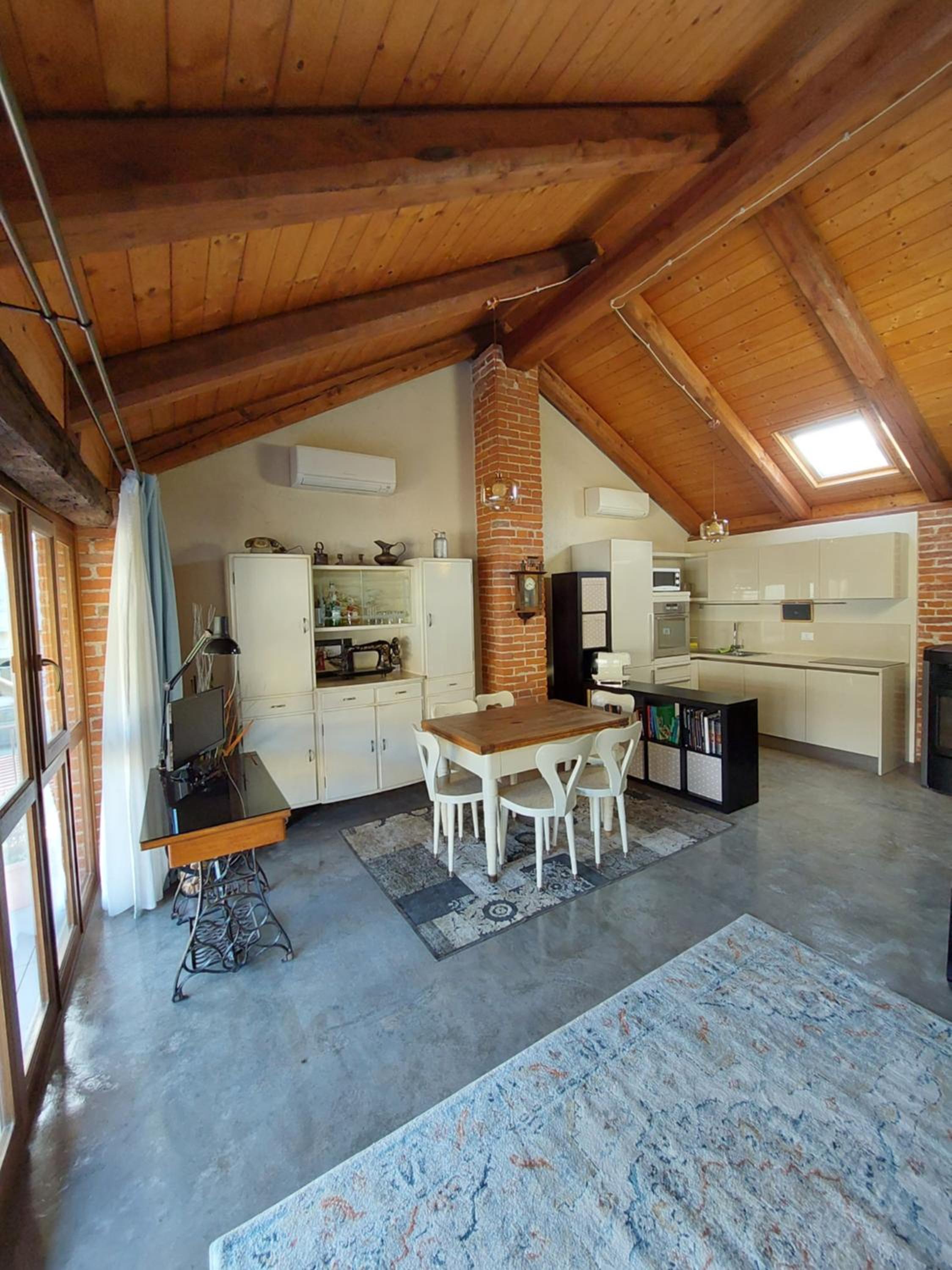 One-Bedroom House photo 2
