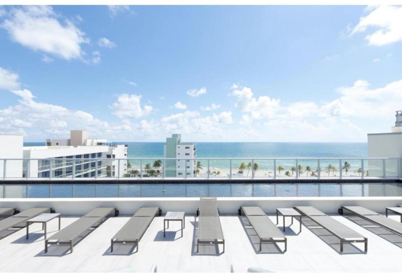 Two-Bedroom Deluxe Apartment with Ocean View photo 2
