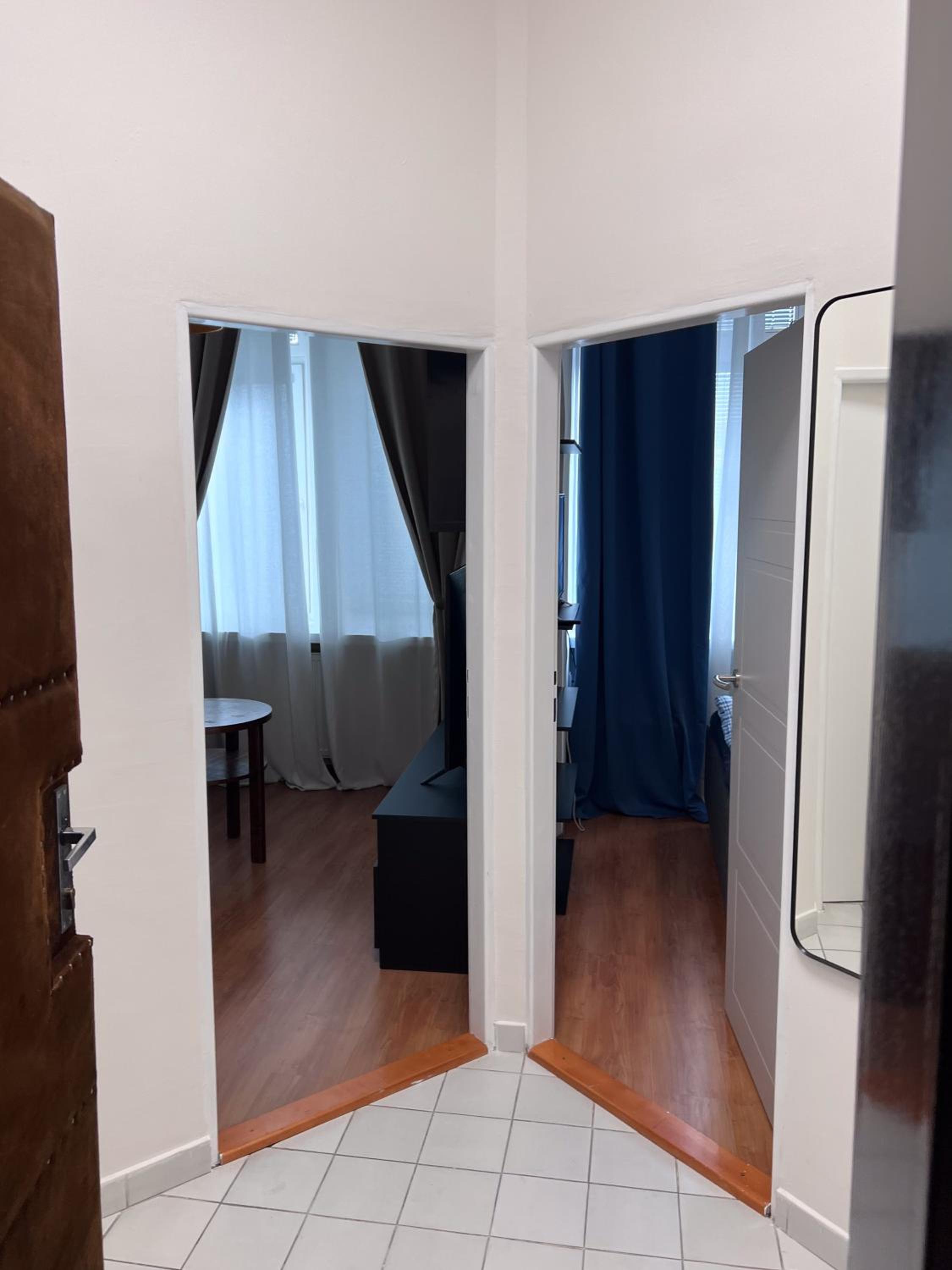 Apartment with Air Conditioning - Photo 8