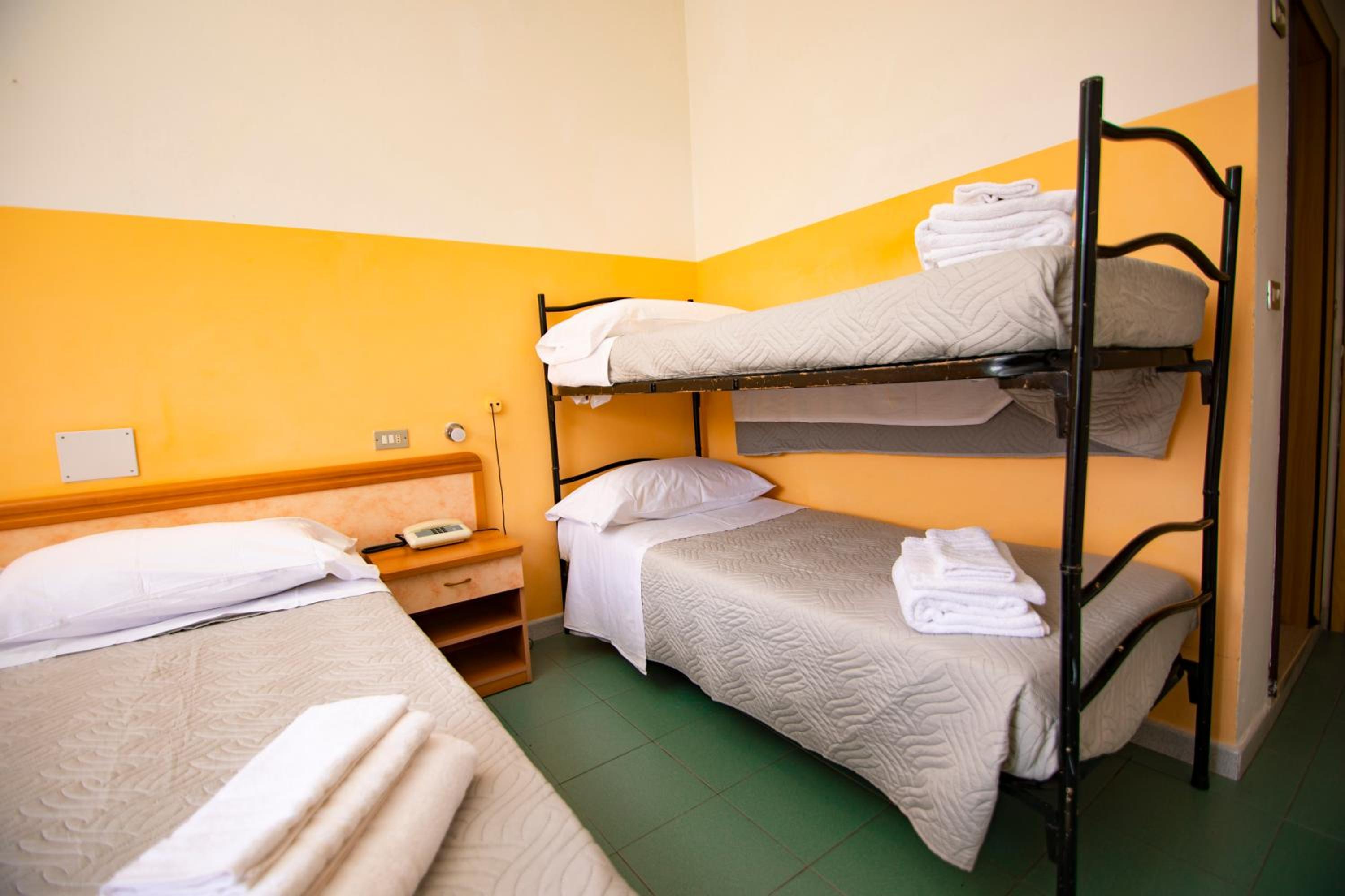 Economy Quadruple Room