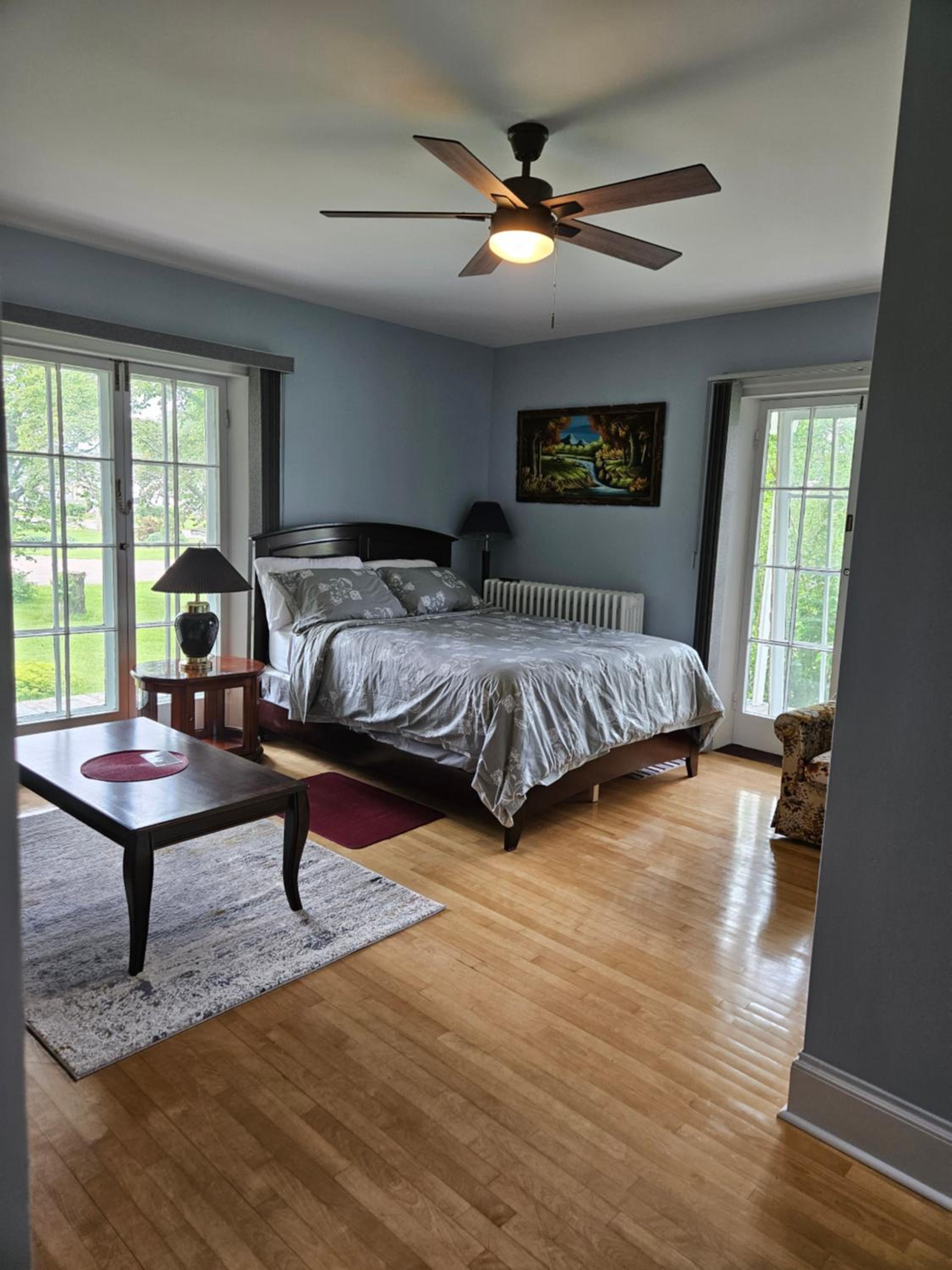 Queen Room with Balcony photo 1