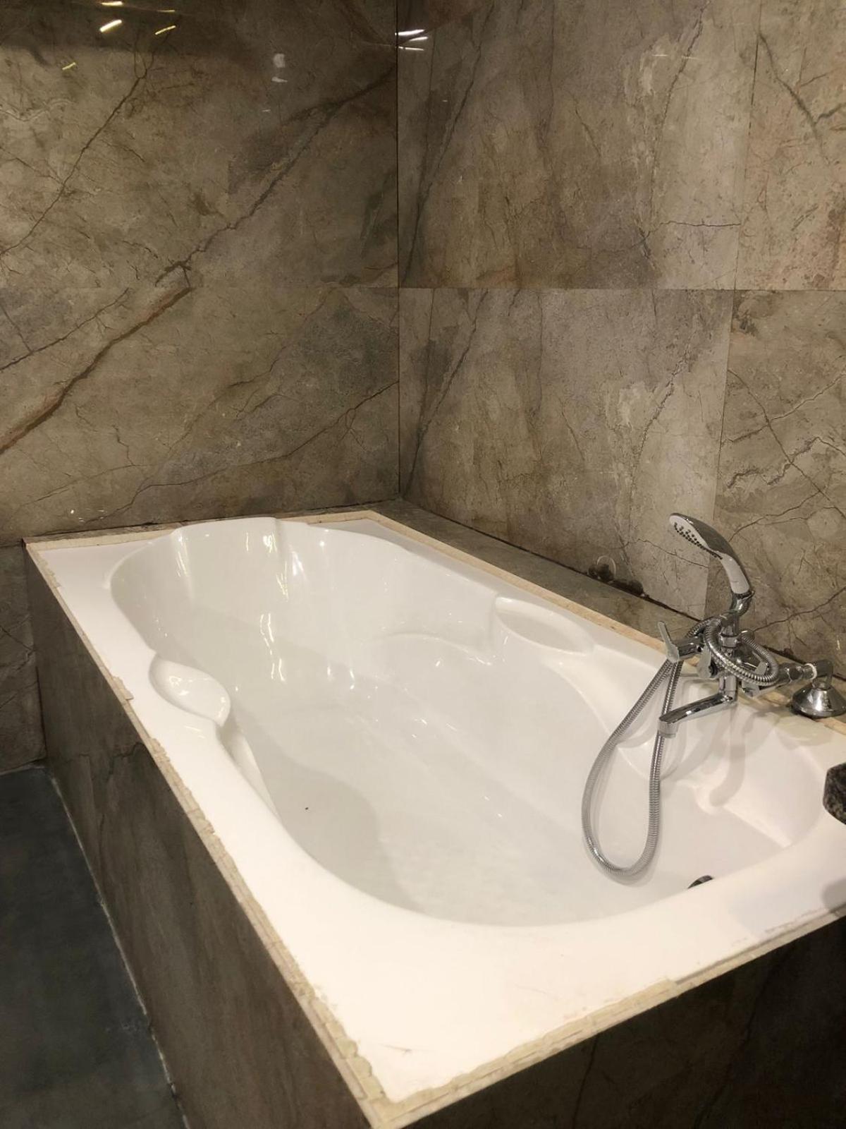 Family Suite with Bathtub - 20% discount on F&B and Soft Drinks - Photo 15