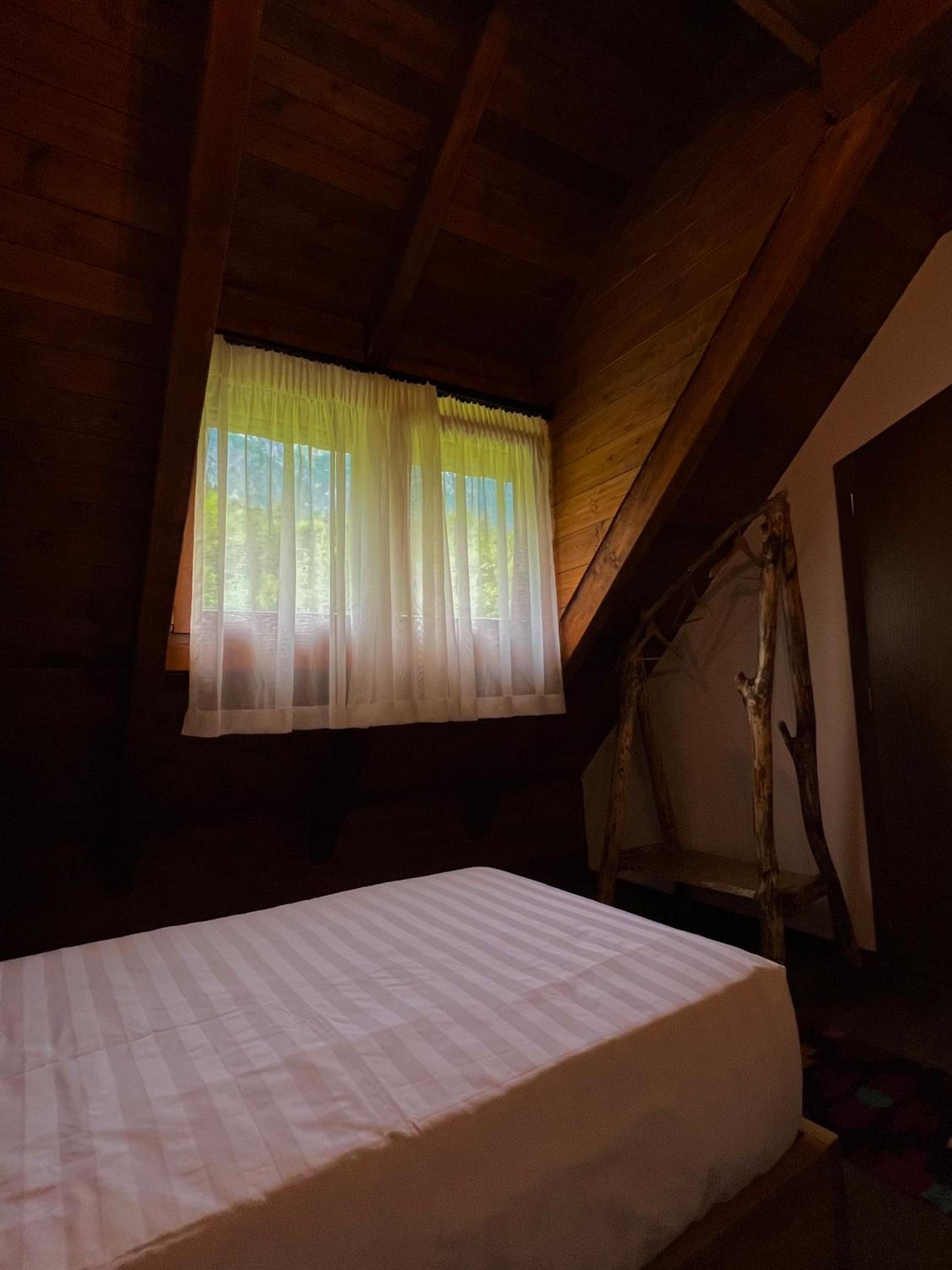 Small Double or Twin Room photo 3