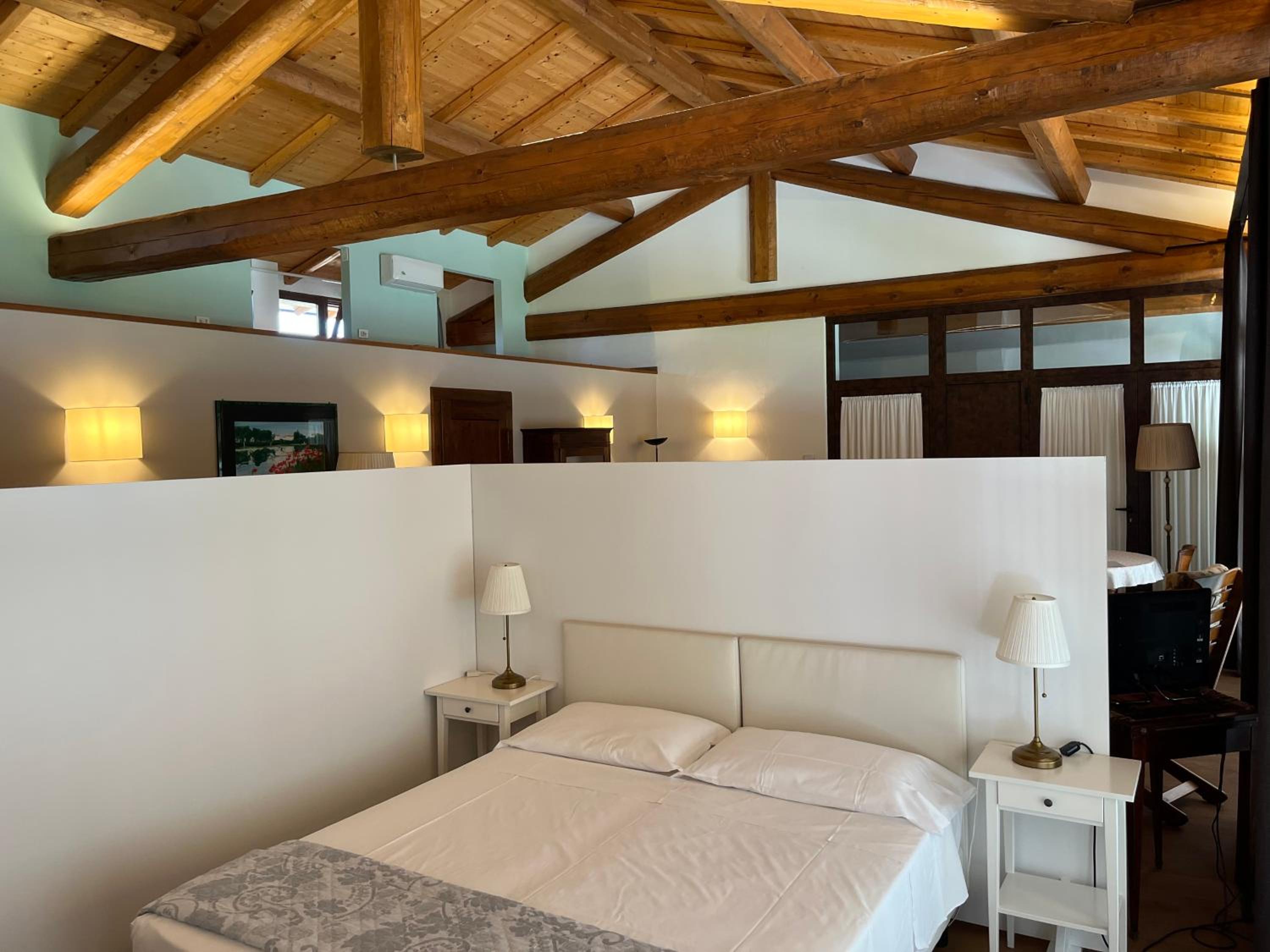 Loft - Photo 30