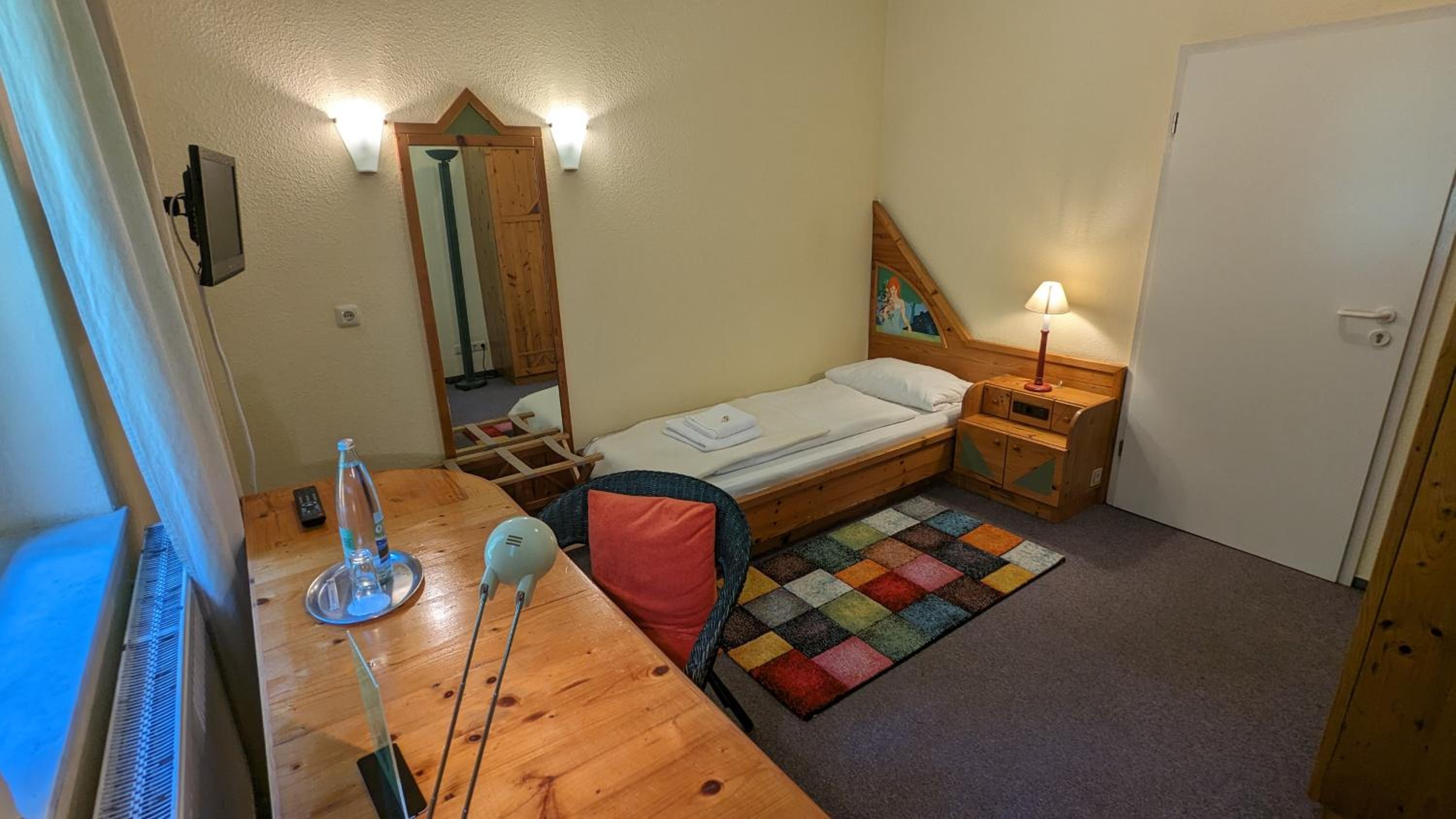 Single Room photo 1