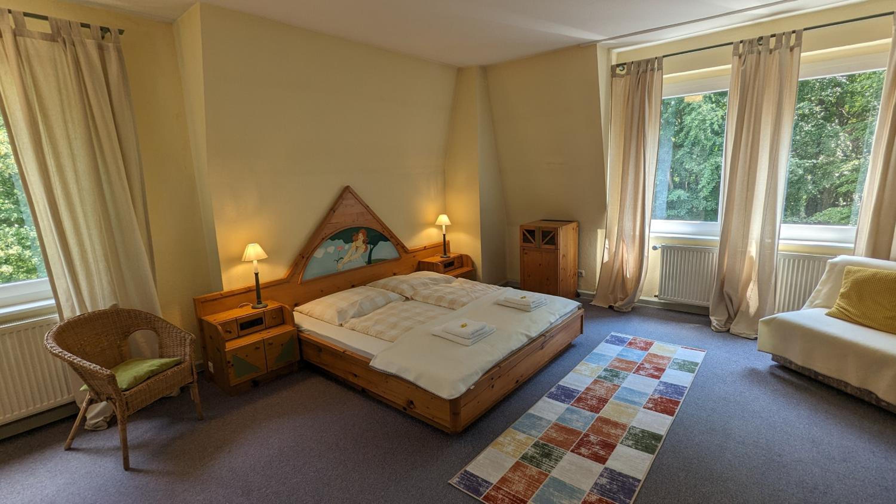 Large Double Room photo 3