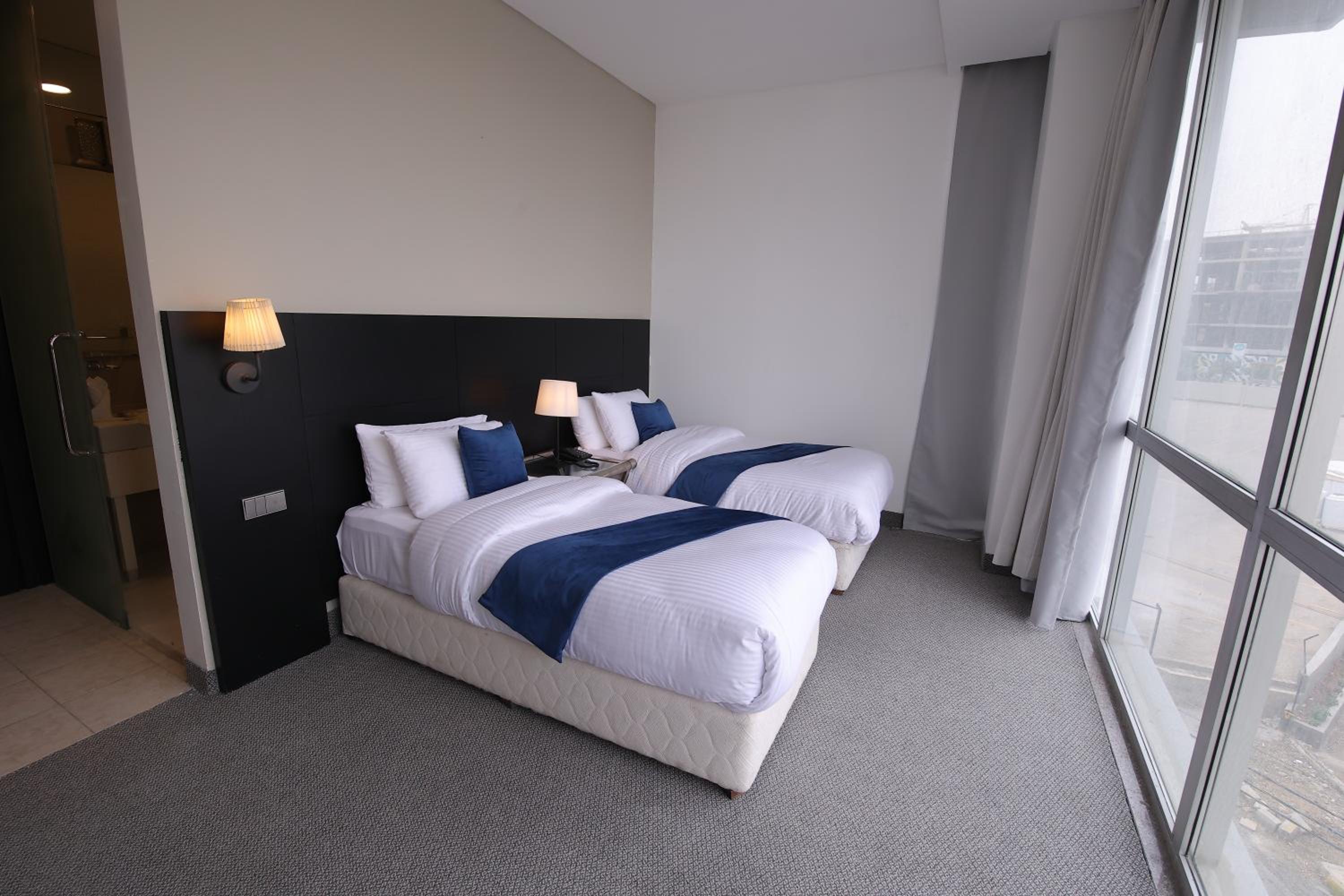 Deluxe Double or Twin Room - Photo 2