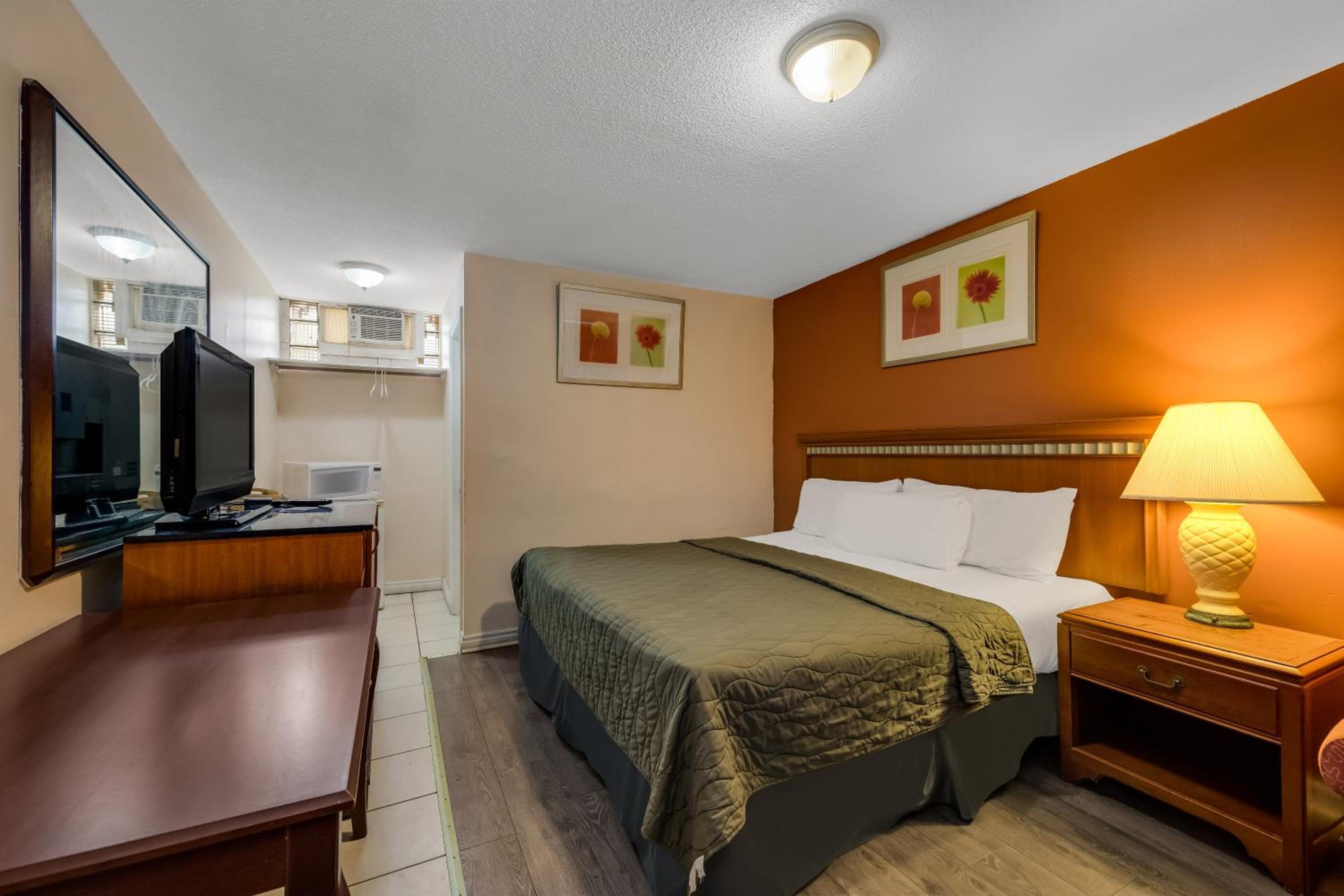 Knights Inn Burlington
