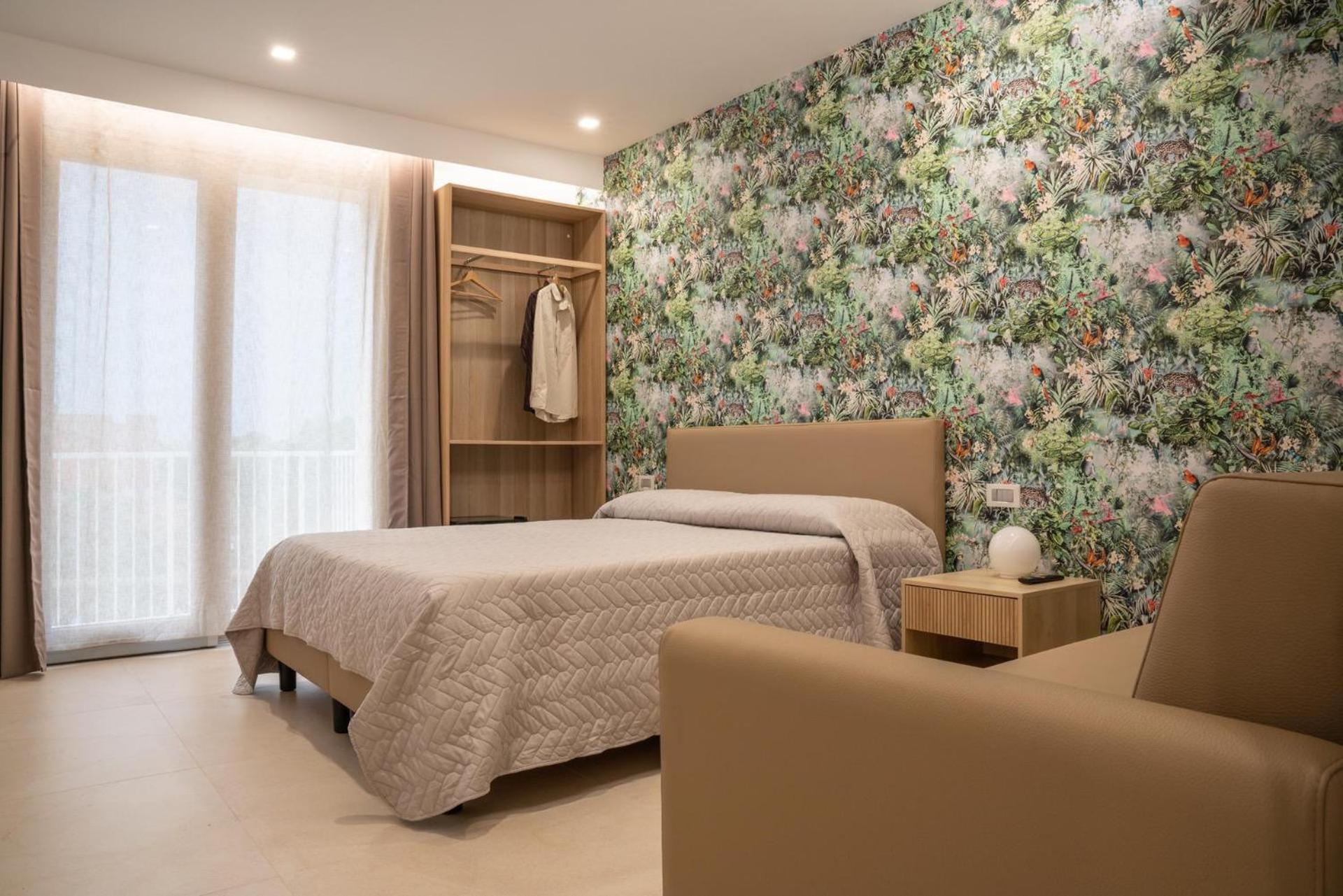 Luxury Quadruple Room - Photo 1