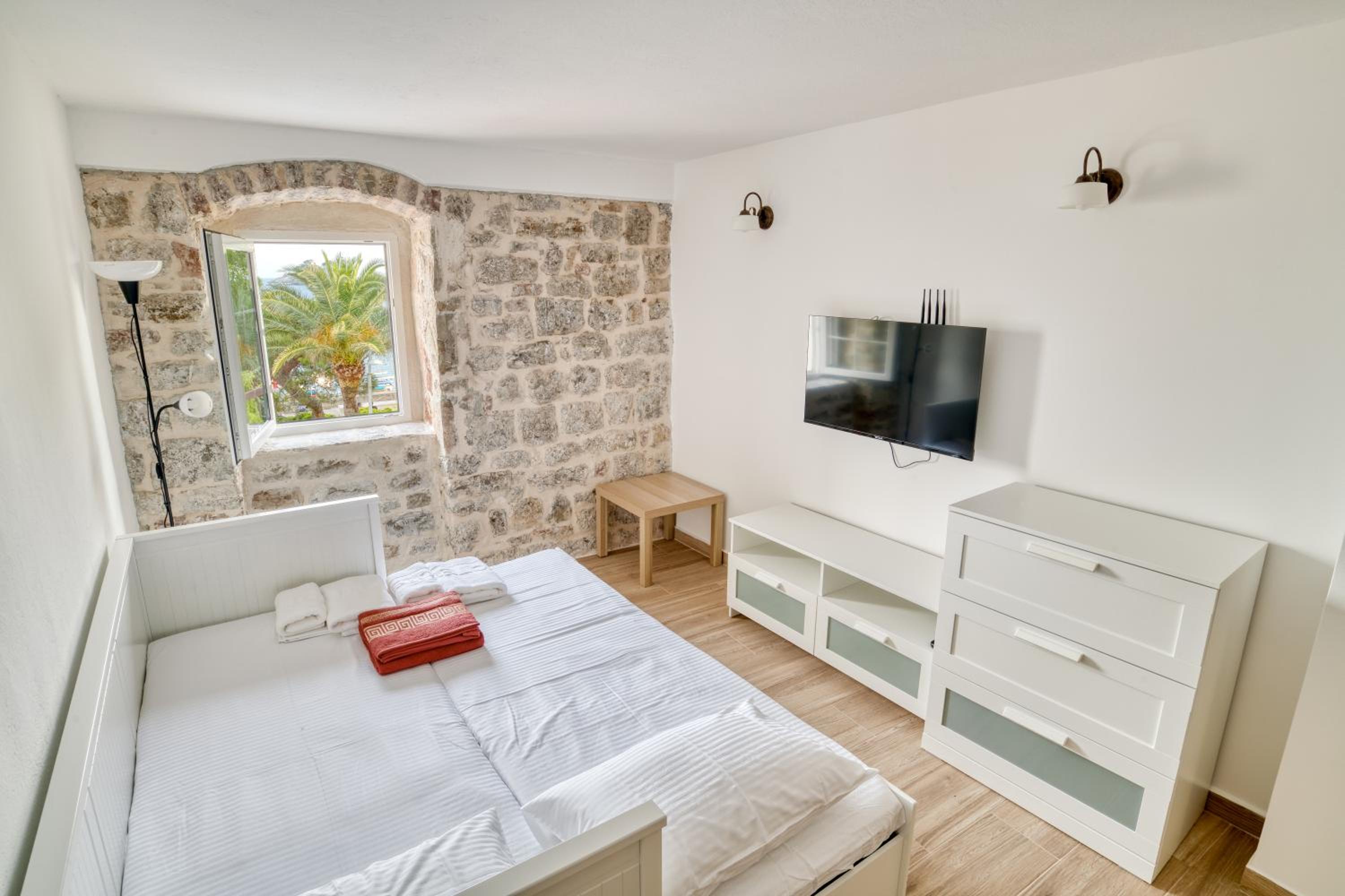 Studio with Sea View