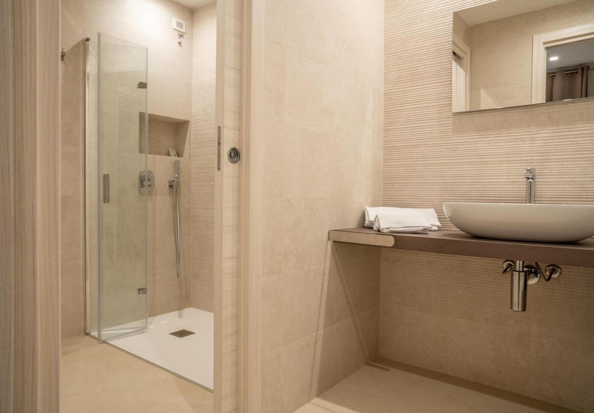 Economy Double or Twin Room - Photo 3