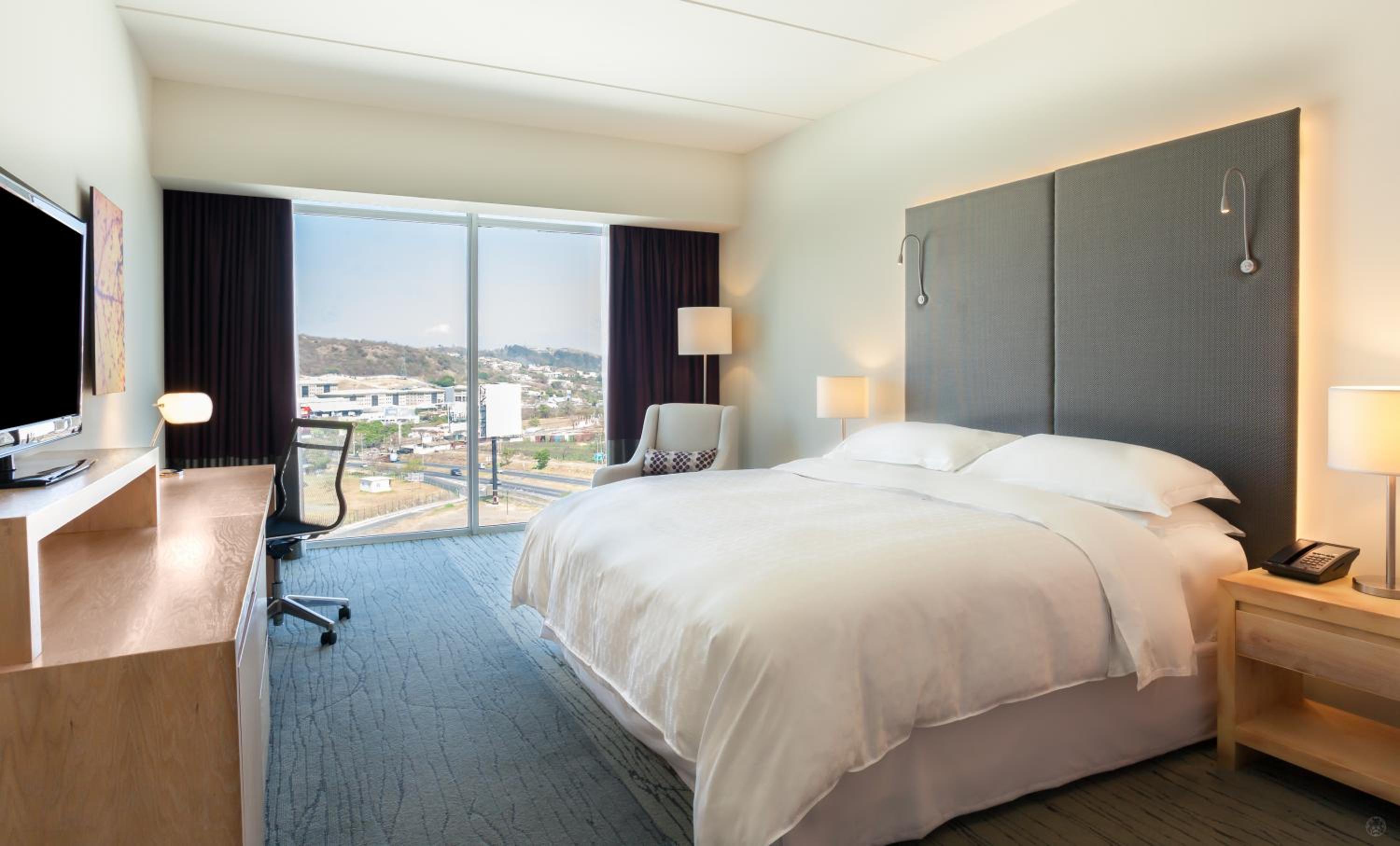 King Room with City View