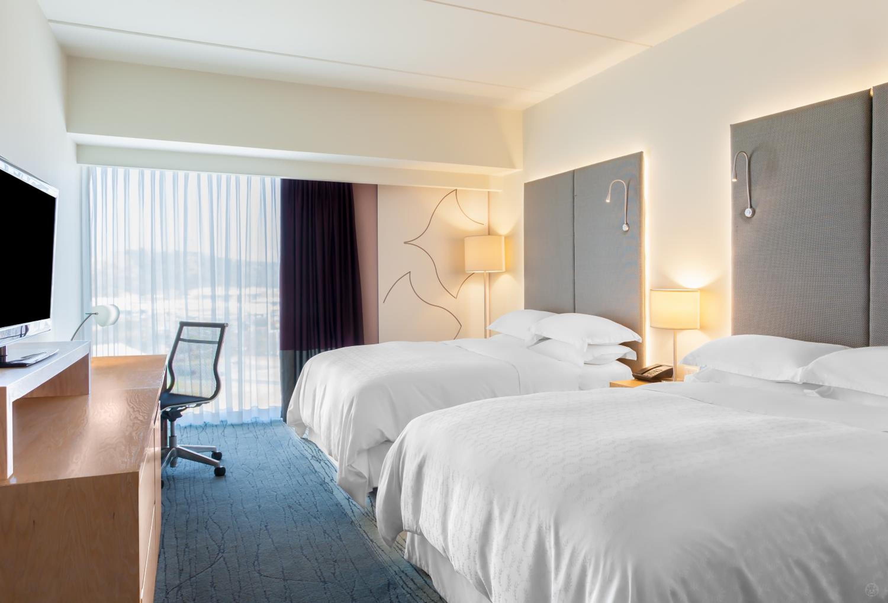 Queen Room with Two Queen Beds and City View